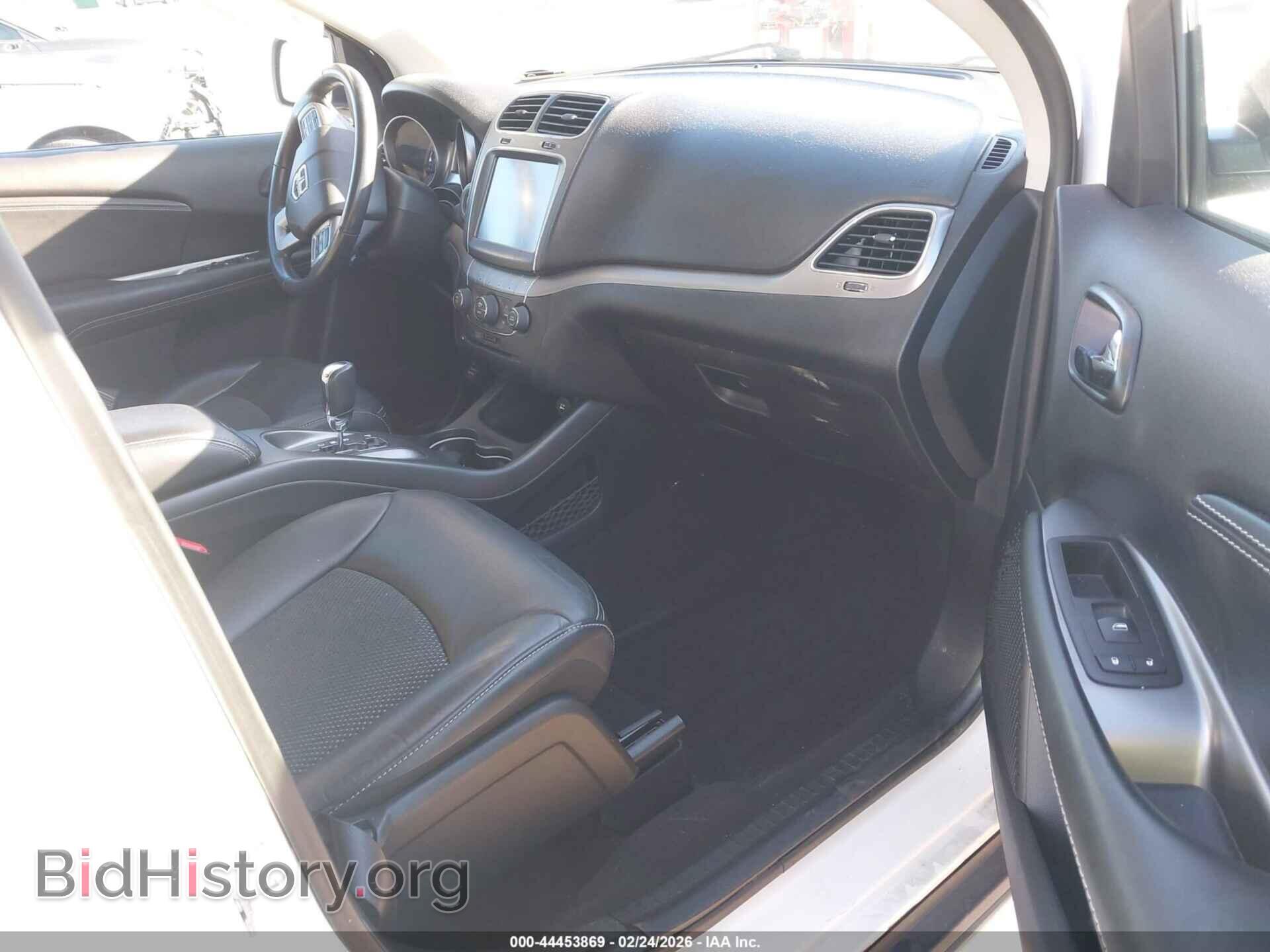 2020 DODGE JOURNEY - VIN: 3C4PDCGB2LT206858 - Фото 5