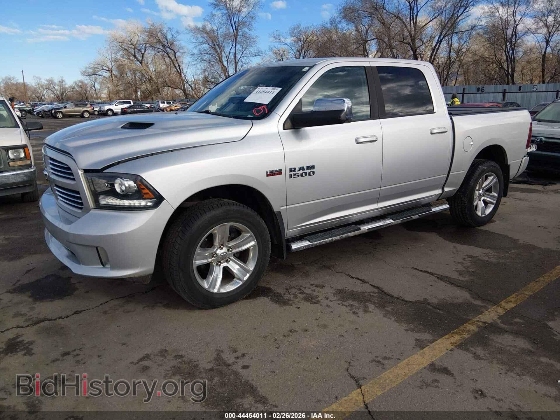 2017 RAM 1500 - VIN: 1C6RR7MT8HS543727 - Фото 2