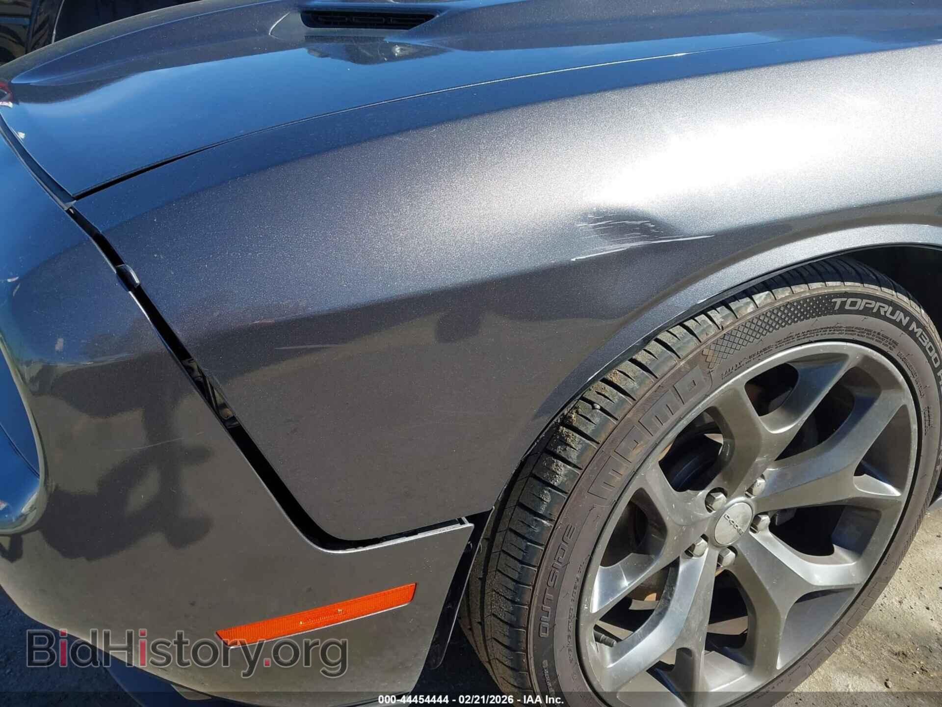 2015 DODGE CHALLENGER - VIN: 2C3CDZAT7FH737056 - Фото 6