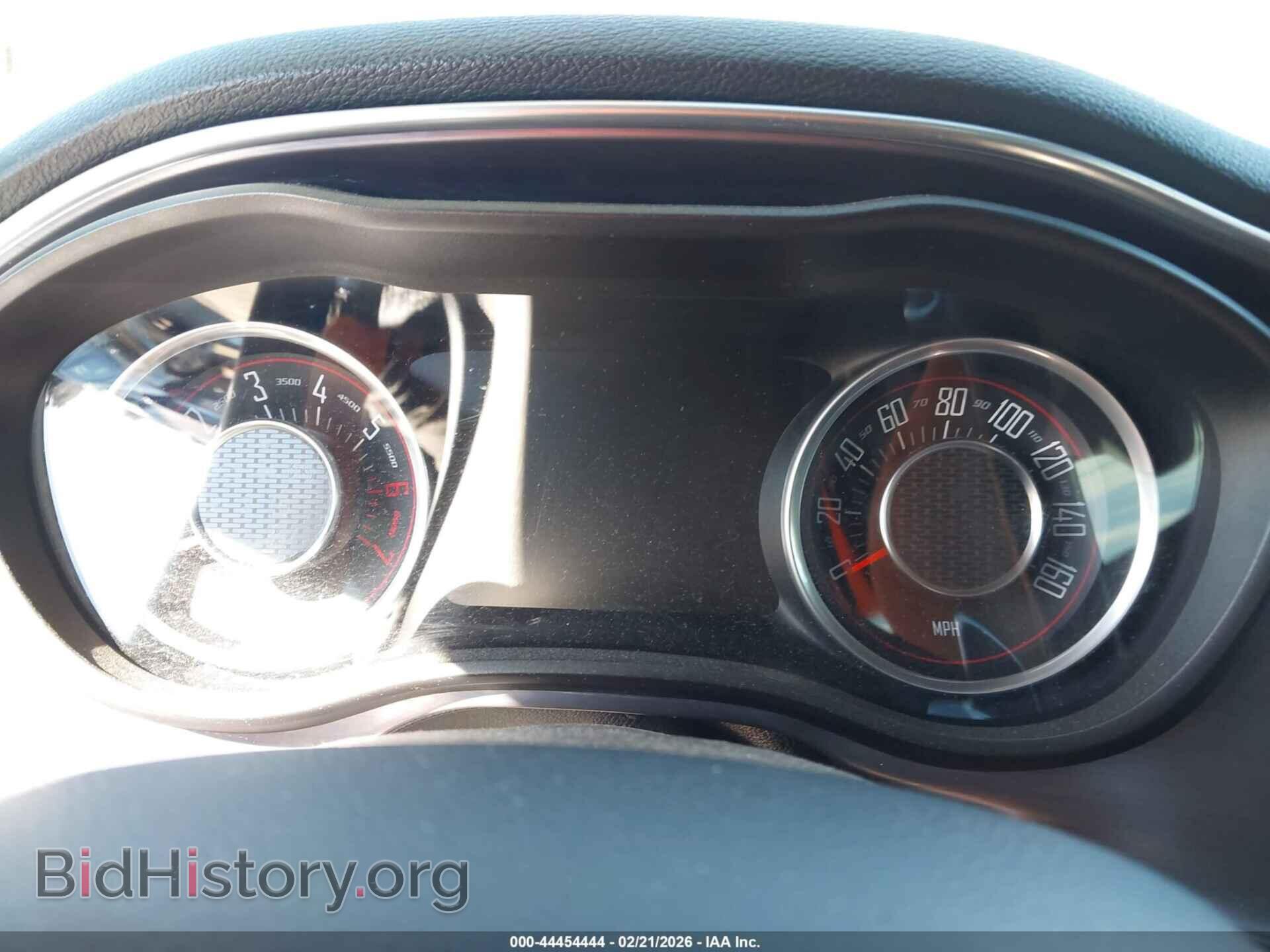 2015 DODGE CHALLENGER - VIN: 2C3CDZAT7FH737056 - Фото 7