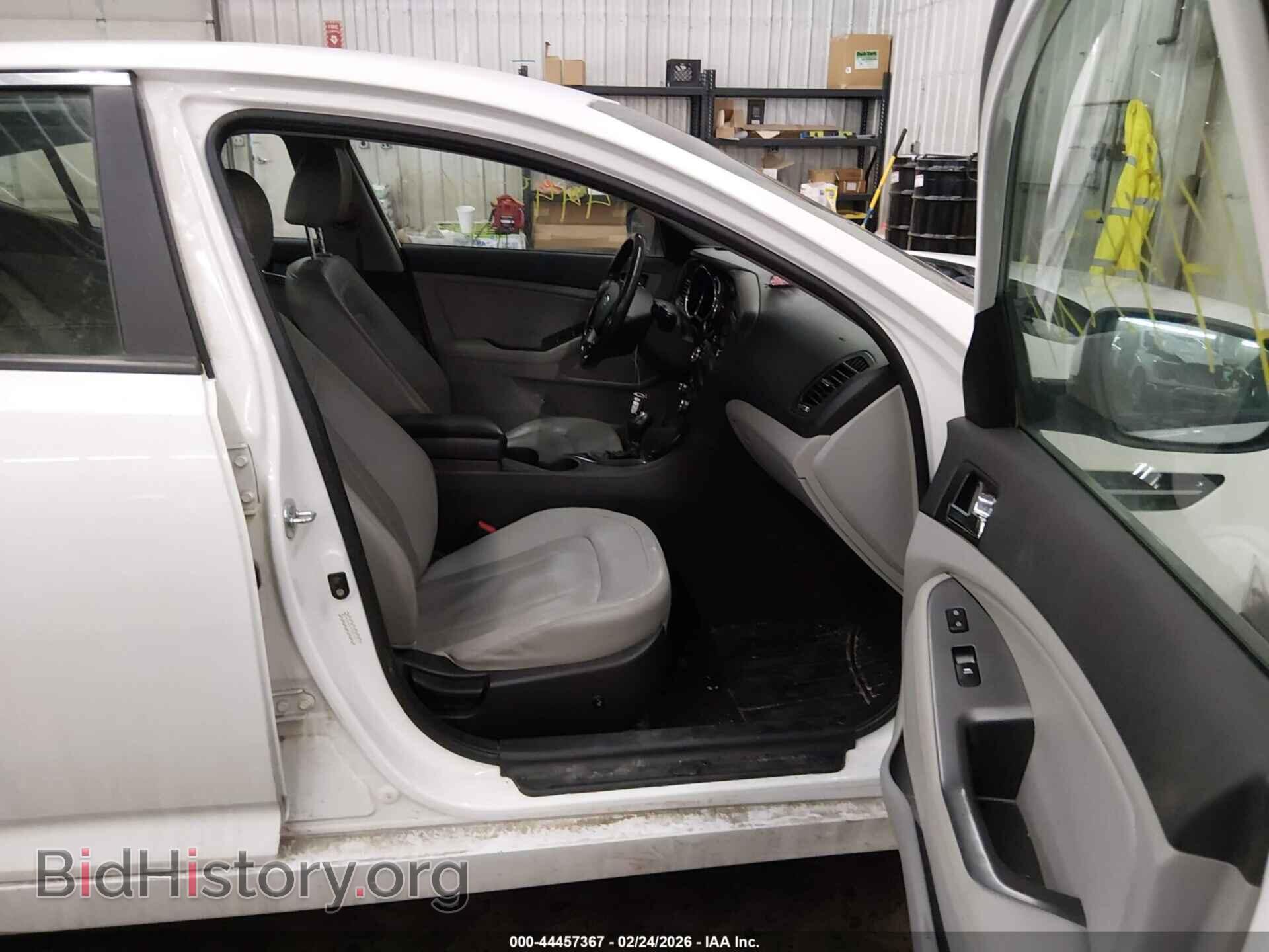 2011 KIA OPTIMA - VIN: KNAGN4A74B5076617 - Фото 5