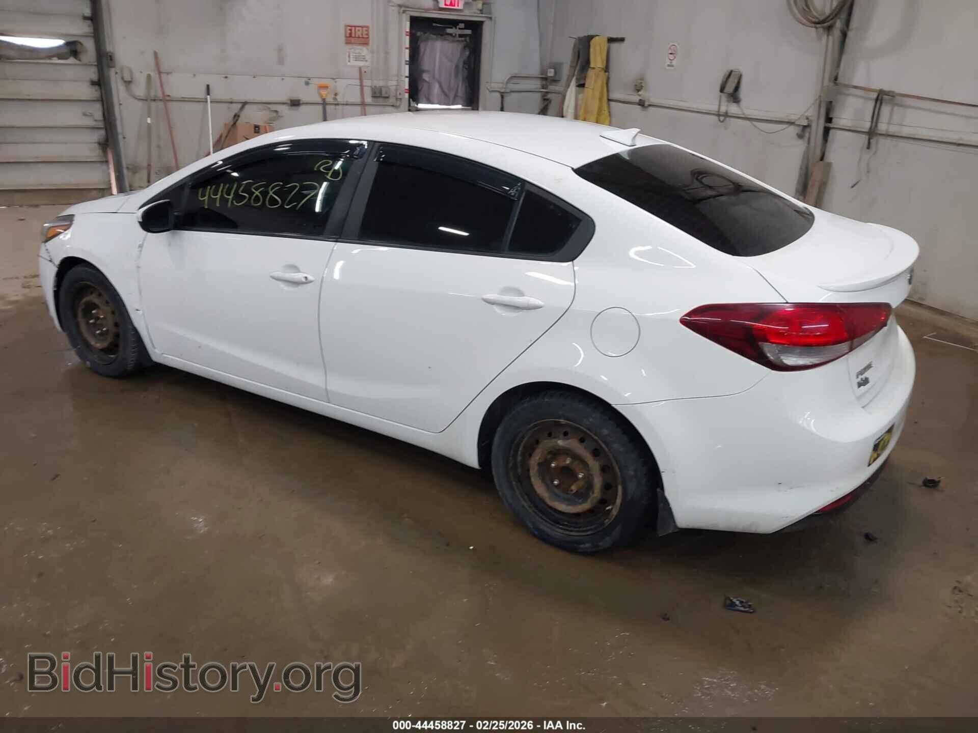 2017 KIA FORTE - VIN: 3KPFL4A71HE156247 - Фото 3