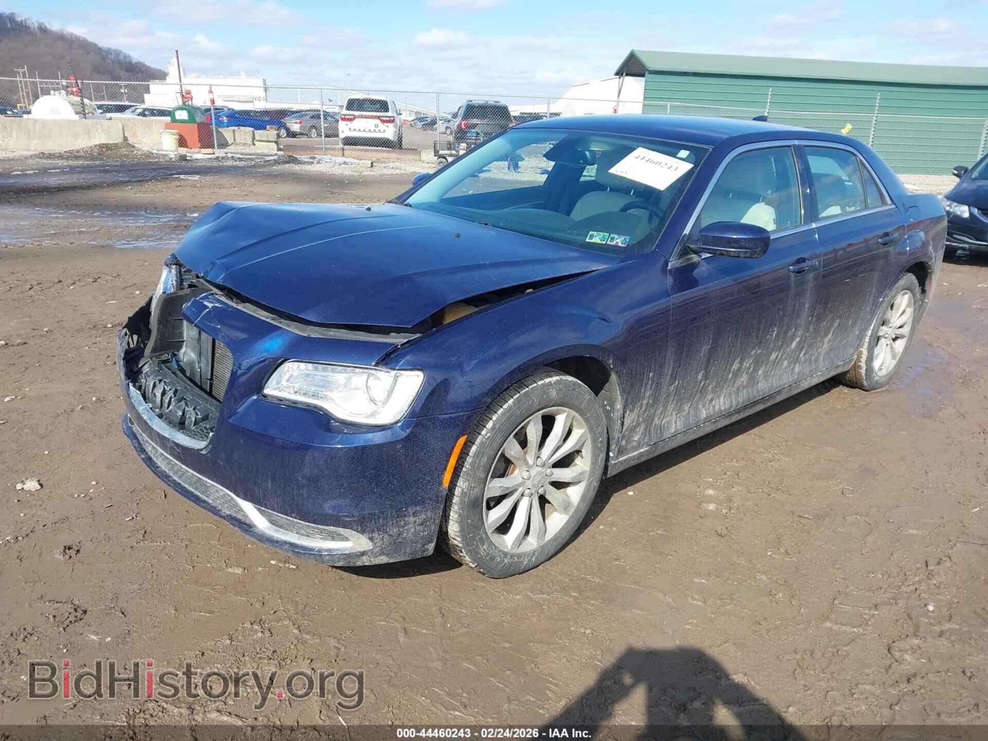 2016 CHRYSLER 300 - VIN: 2C3CCARG2GH161972 - Фото 2