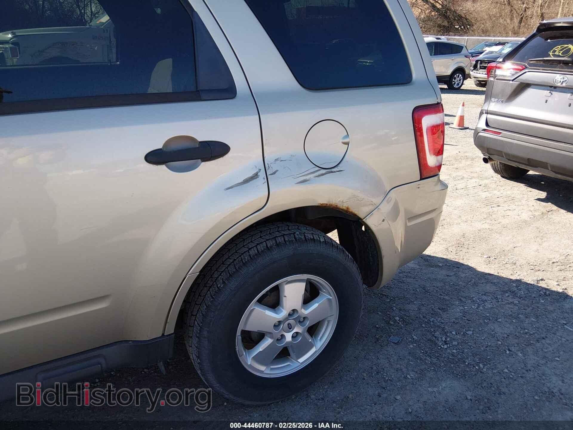 2011 FORD ESCAPE - VIN: 1FMCU0D76BKB47399 - Photo 6
