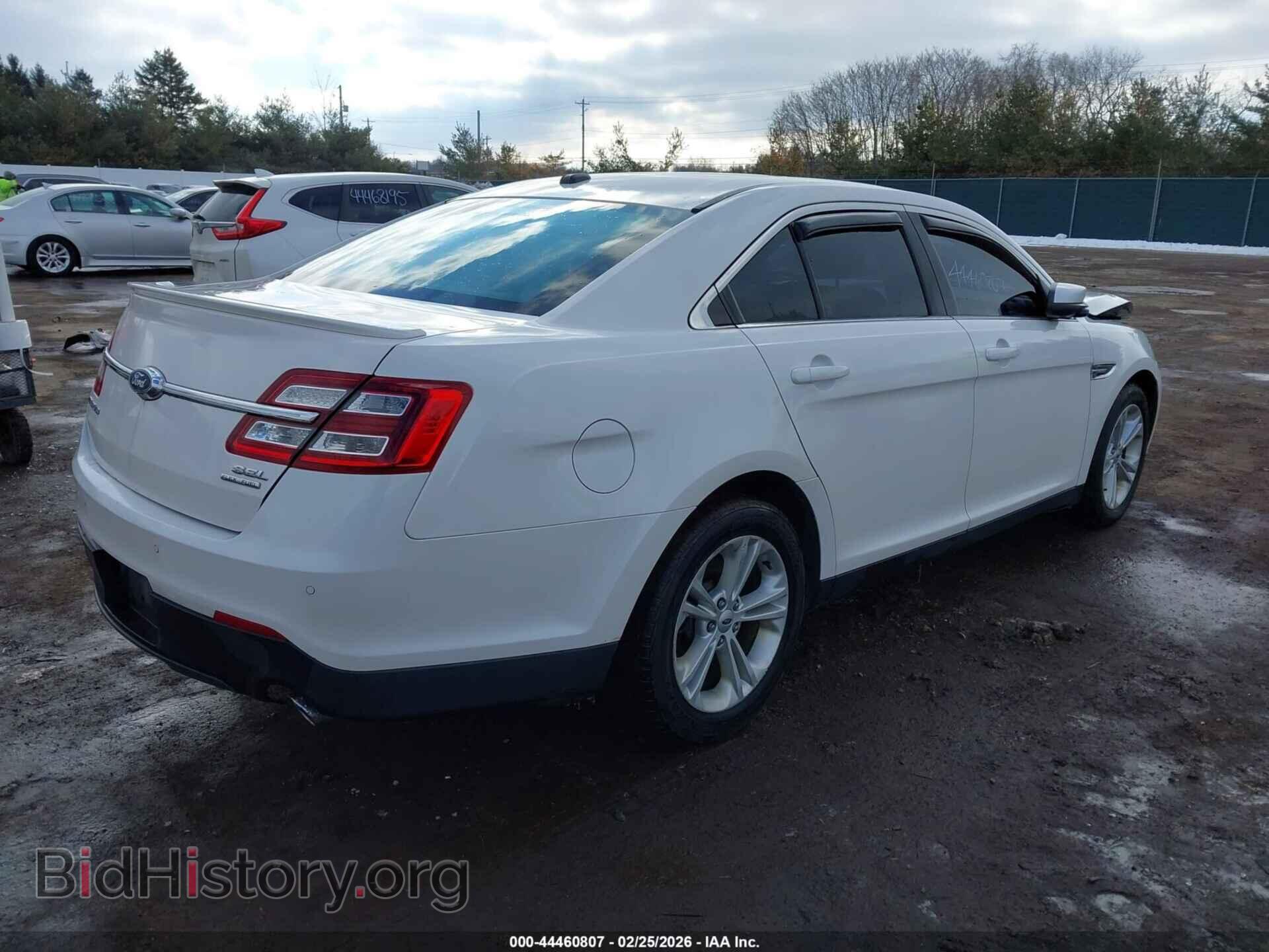 2016 FORD TAURUS - VIN: 1FAHP2E82GG153513 - Фото 4