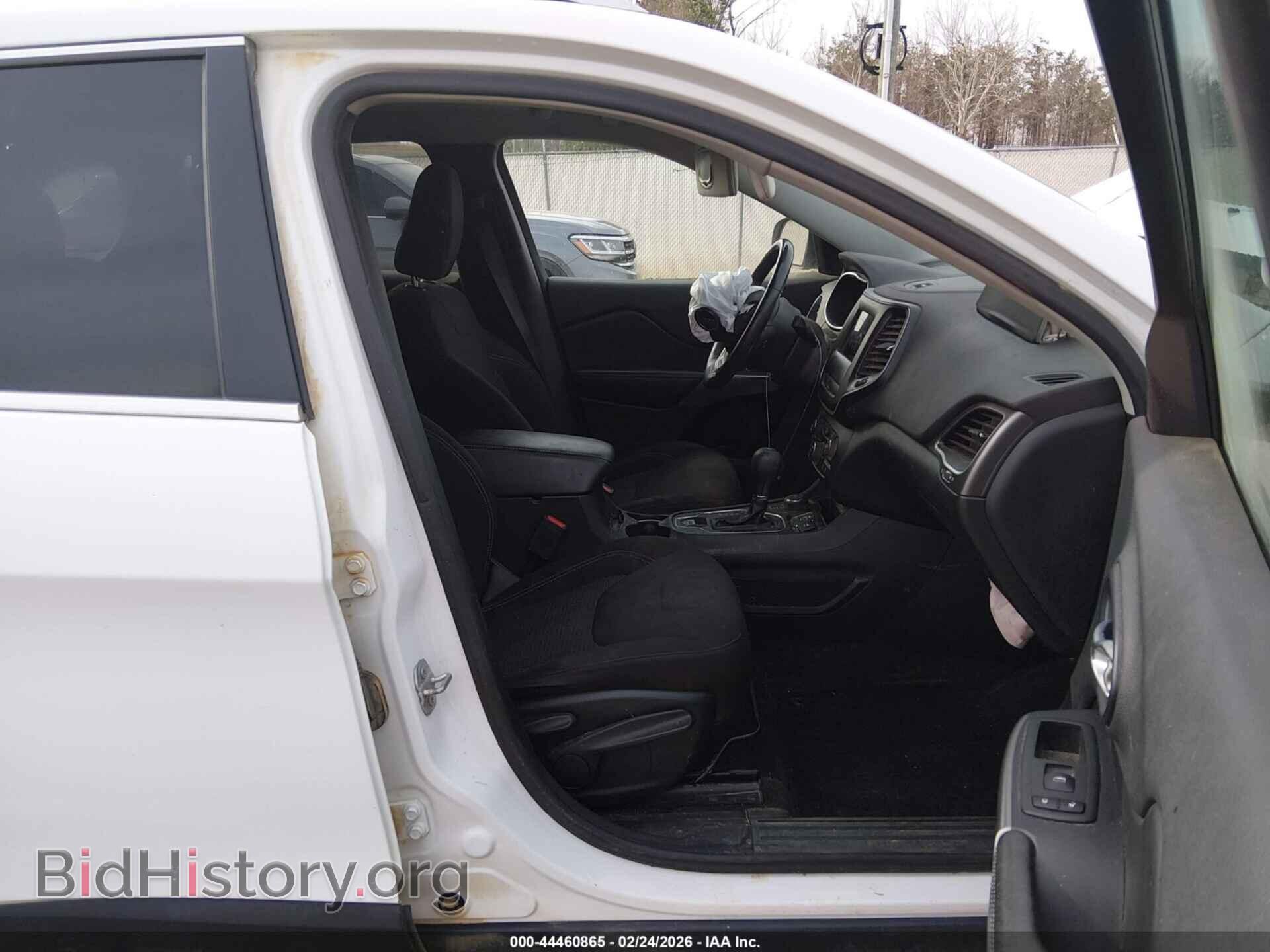 2019 JEEP CHEROKEE - VIN: 1C4PJMCB4KD212752 - Фото 5