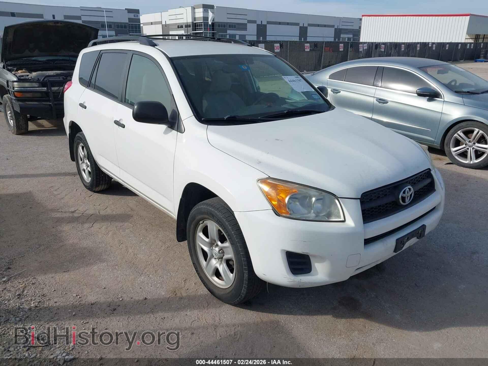 Фотография JTMBF4DV9AD022111 - TOYOTA RAV4 2010