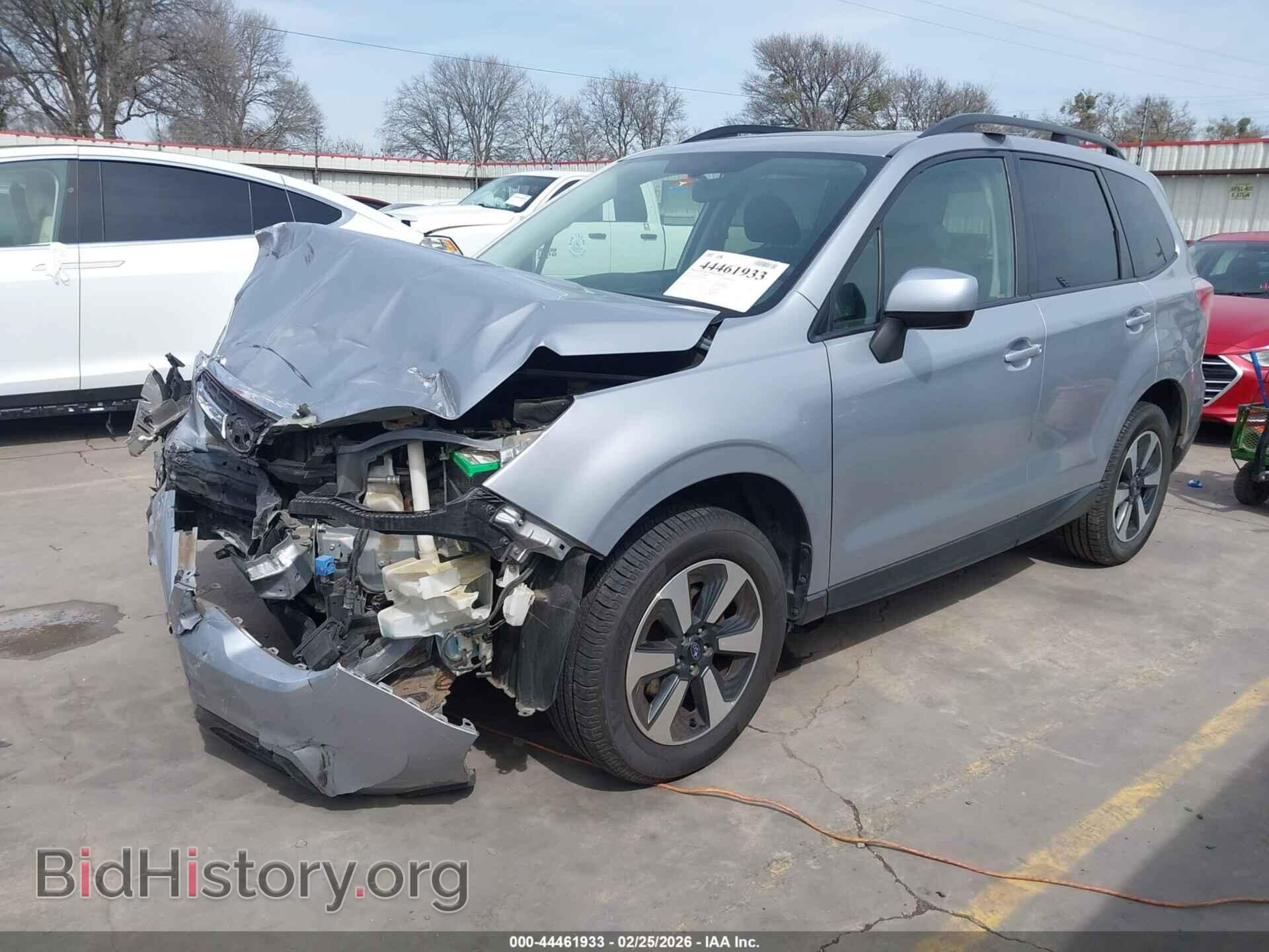2017 SUBARU FORESTER - VIN: JF2SJAEC8HH431070 - Фото 2