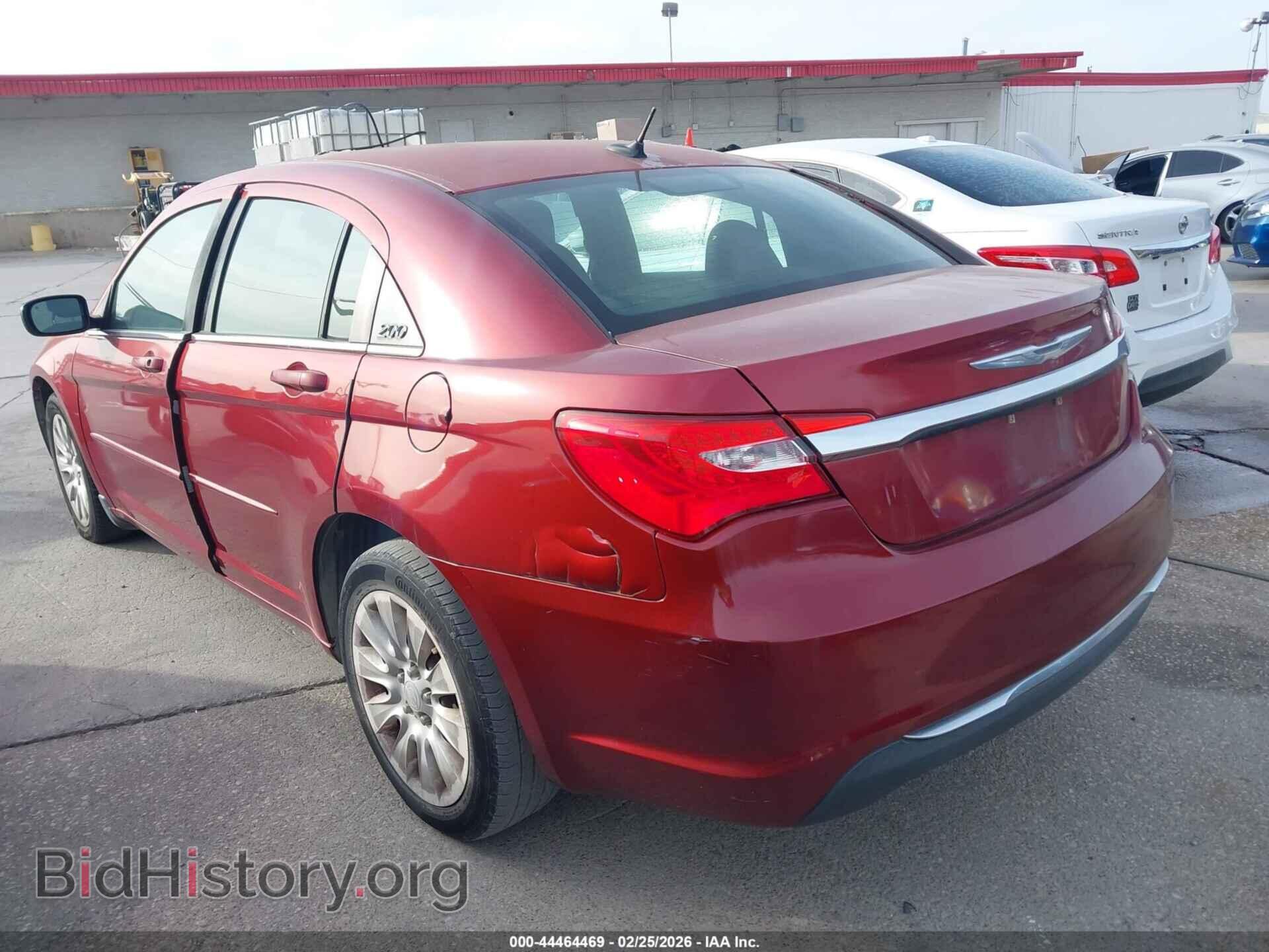 2011 CHRYSLER 200 - VIN: 1C3BC4FBXBN538330 - Фото 3