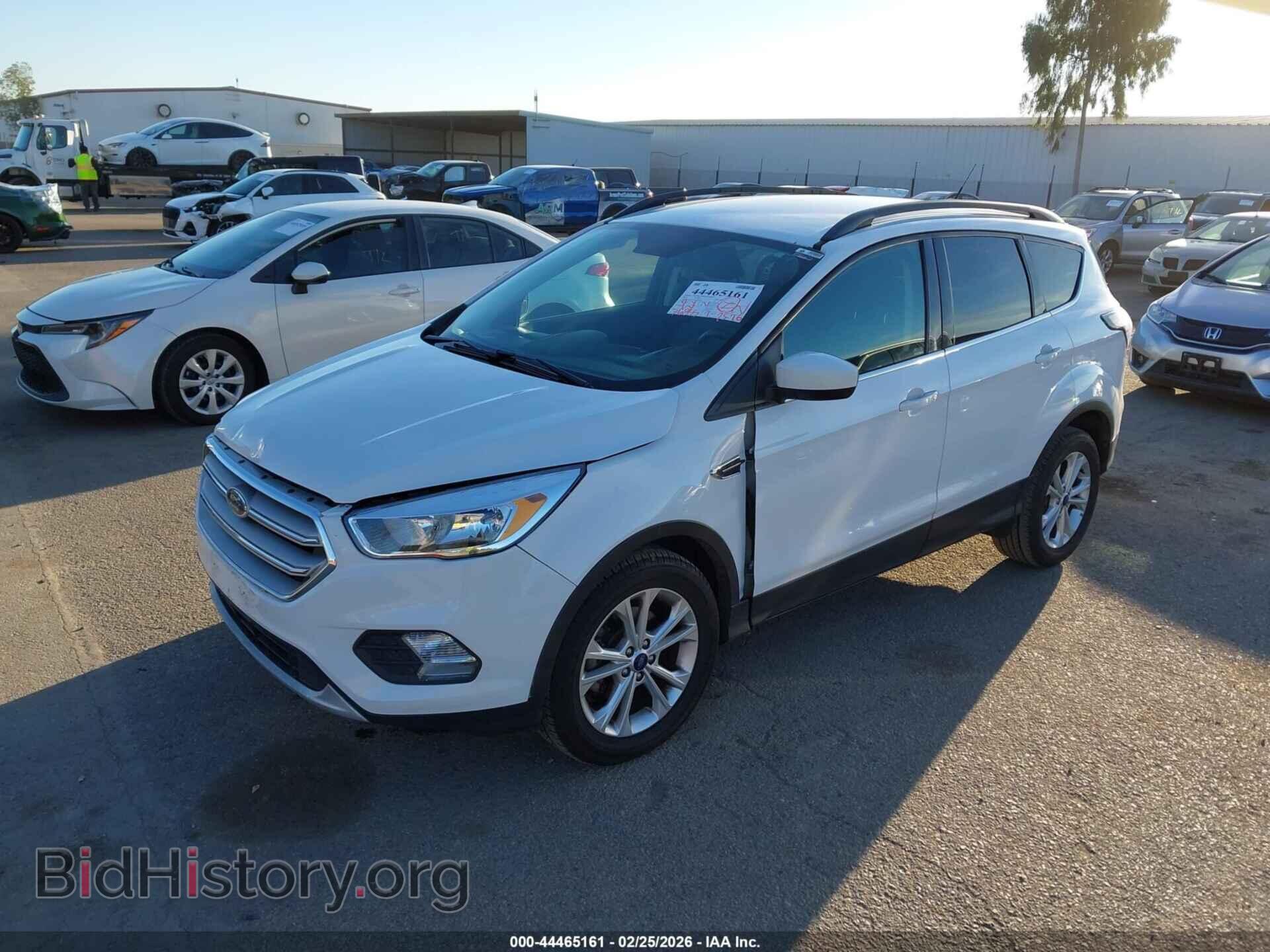 2018 FORD ESCAPE - VIN: 1FMCU0GD9JUD44457 - Фото 2