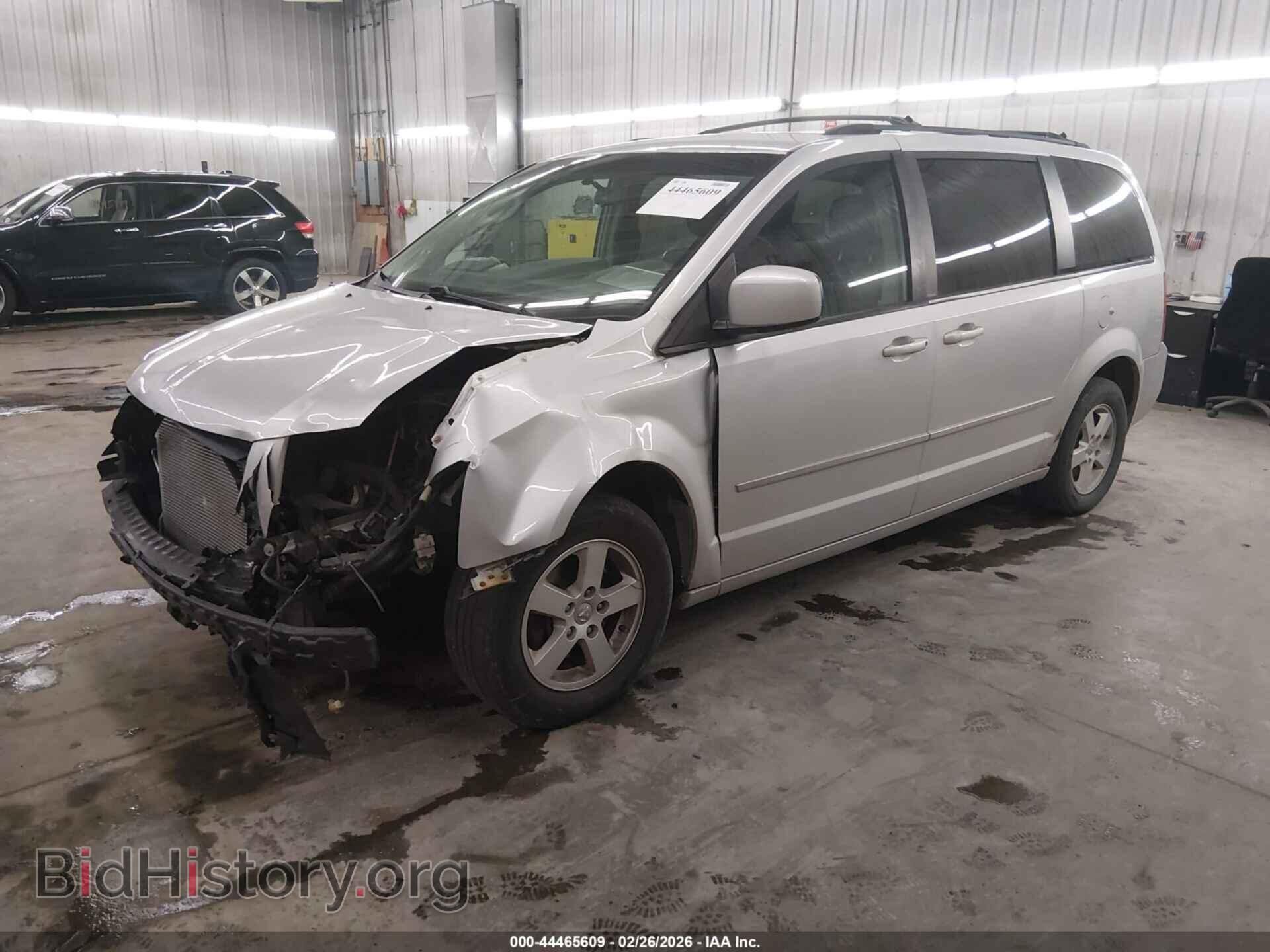 2010 DODGE GRAND CARAVAN - VIN: 2D4RN5DX6AR124801 - Фото 2