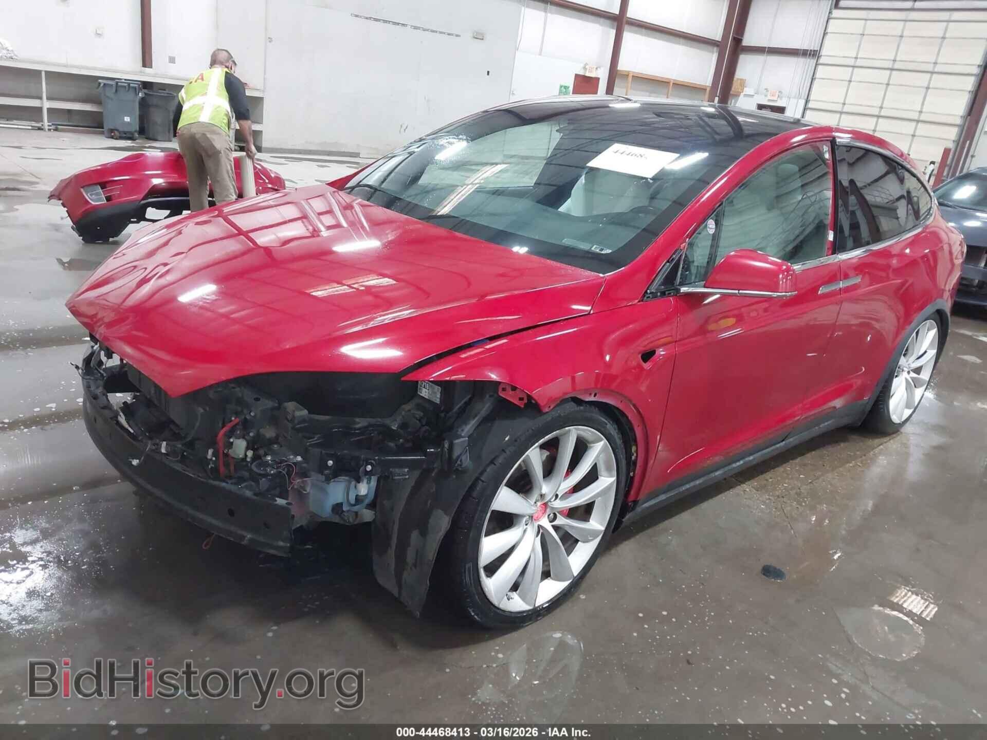 2016 TESLA MODEL X - VIN: 5YJXCBE48GFS00780 - Фото 2