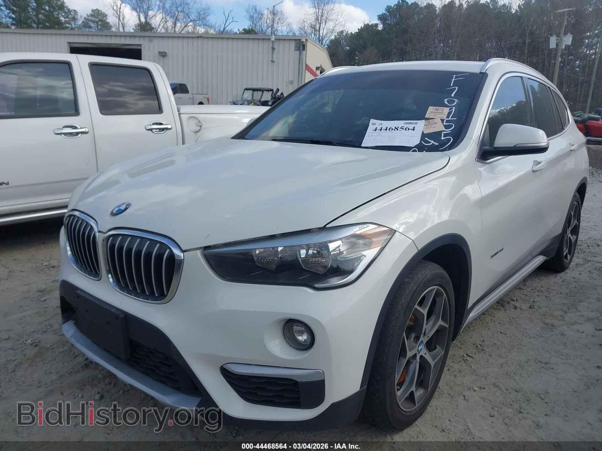 2017 BMW X1 - VIN: WBXHT3C37H5F70955 - Фото 2