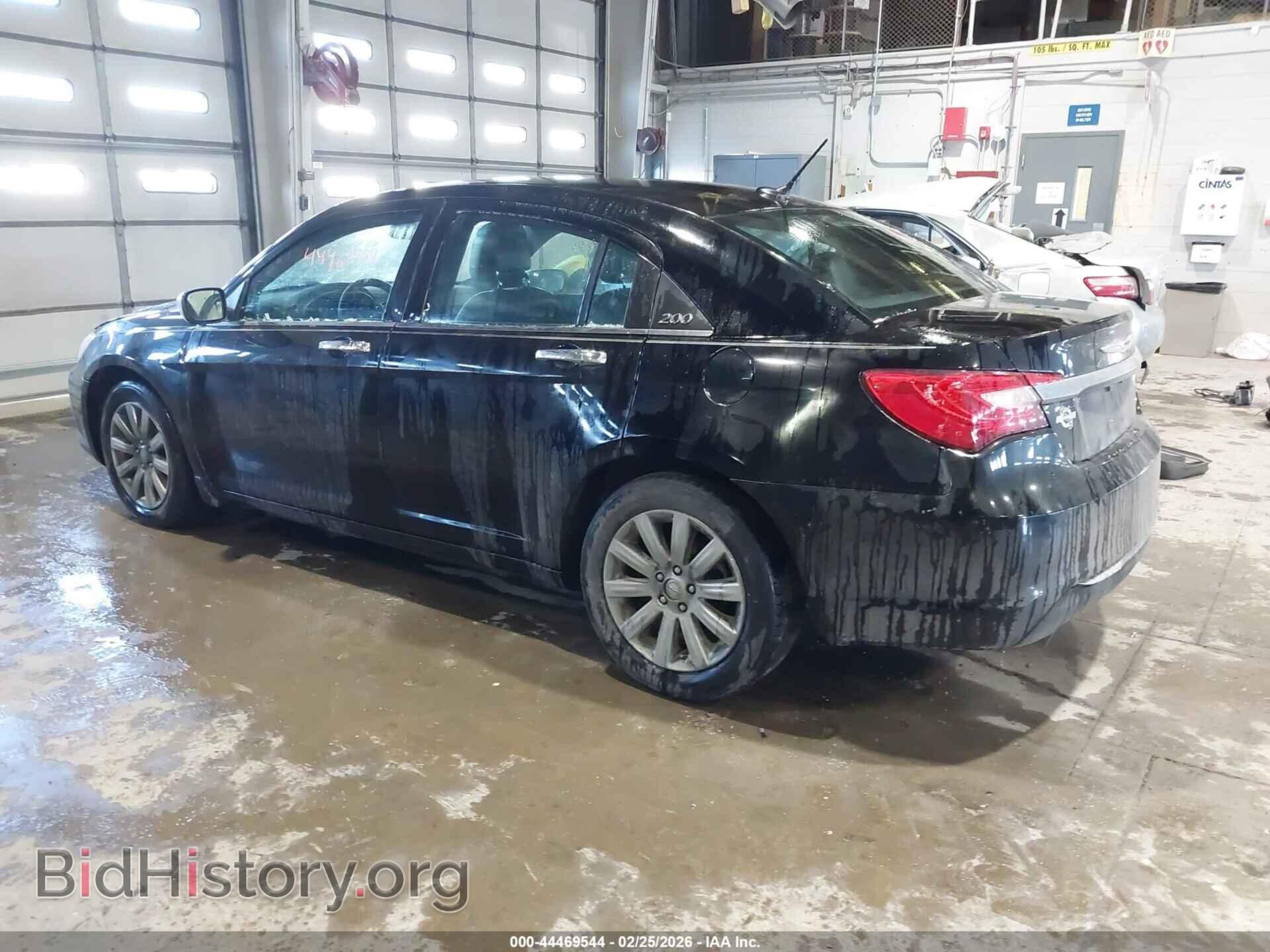 2013 CHRYSLER 200 - VIN: 1C3CCBCG6DN585799 - Фото 3
