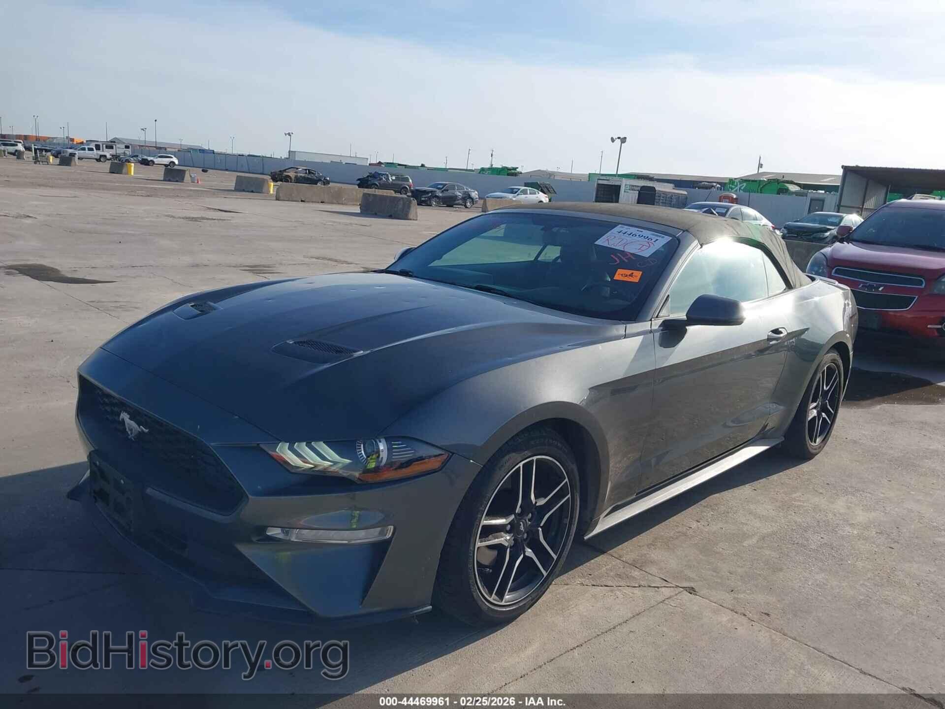 2018 FORD MUSTANG - VIN: 1FATP8UH5J5110124 - Фото 2