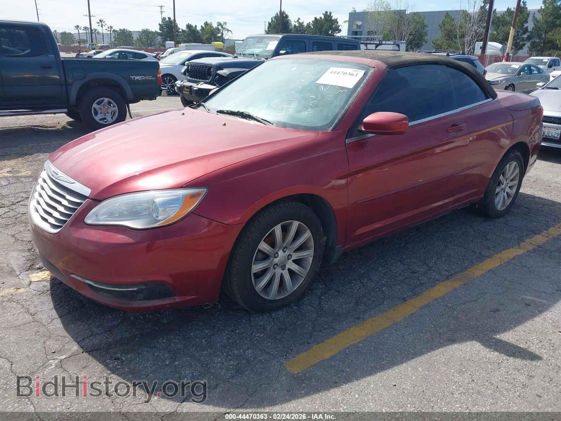 2012 CHRYSLER 200 - VIN: 1C3BCBEG7CN240577 - Photo 2
