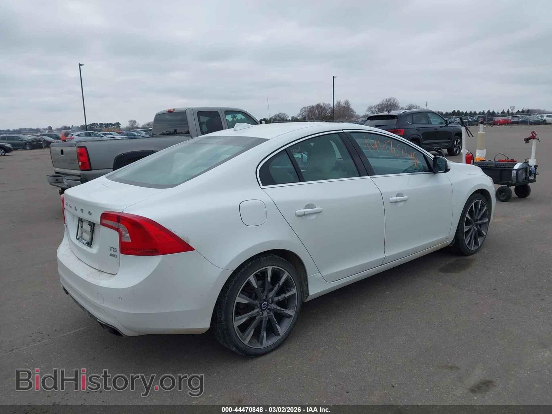 2015 VOLVO S60 - VIN: YV1612TK3F2332425 - Фото 4