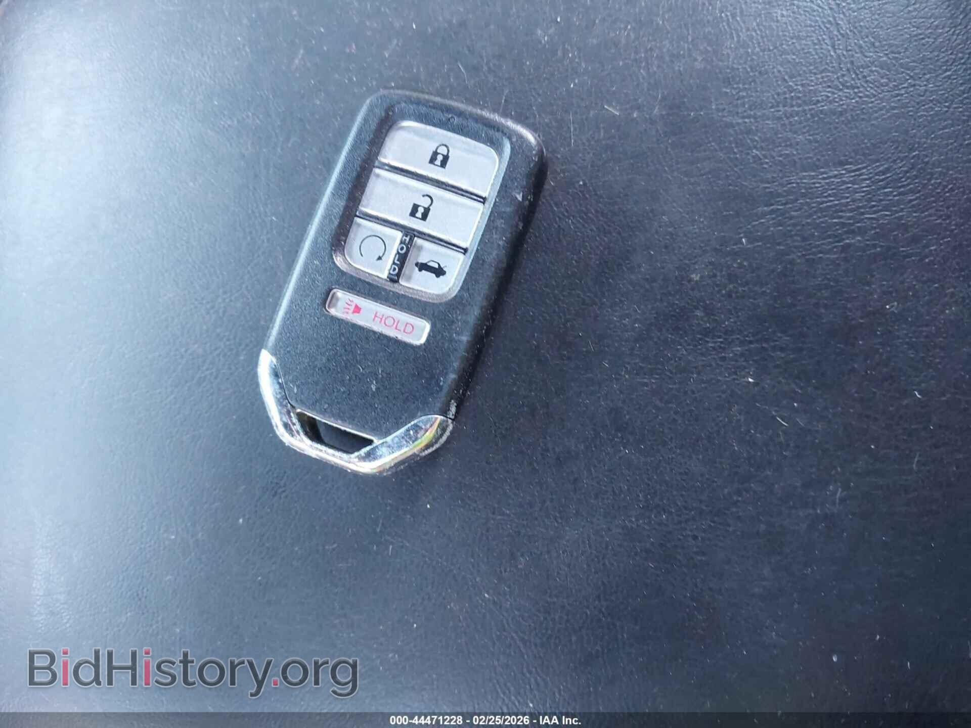 2015 CHRYSLER 300 - VIN: 2C3CCAGG7FH736293 - Photo 11