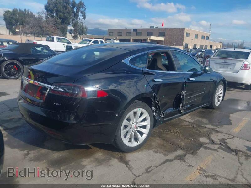 2016 Tesla MODEL S (VIN 5YJSA1E2XGF175910) — фото 4 из 19