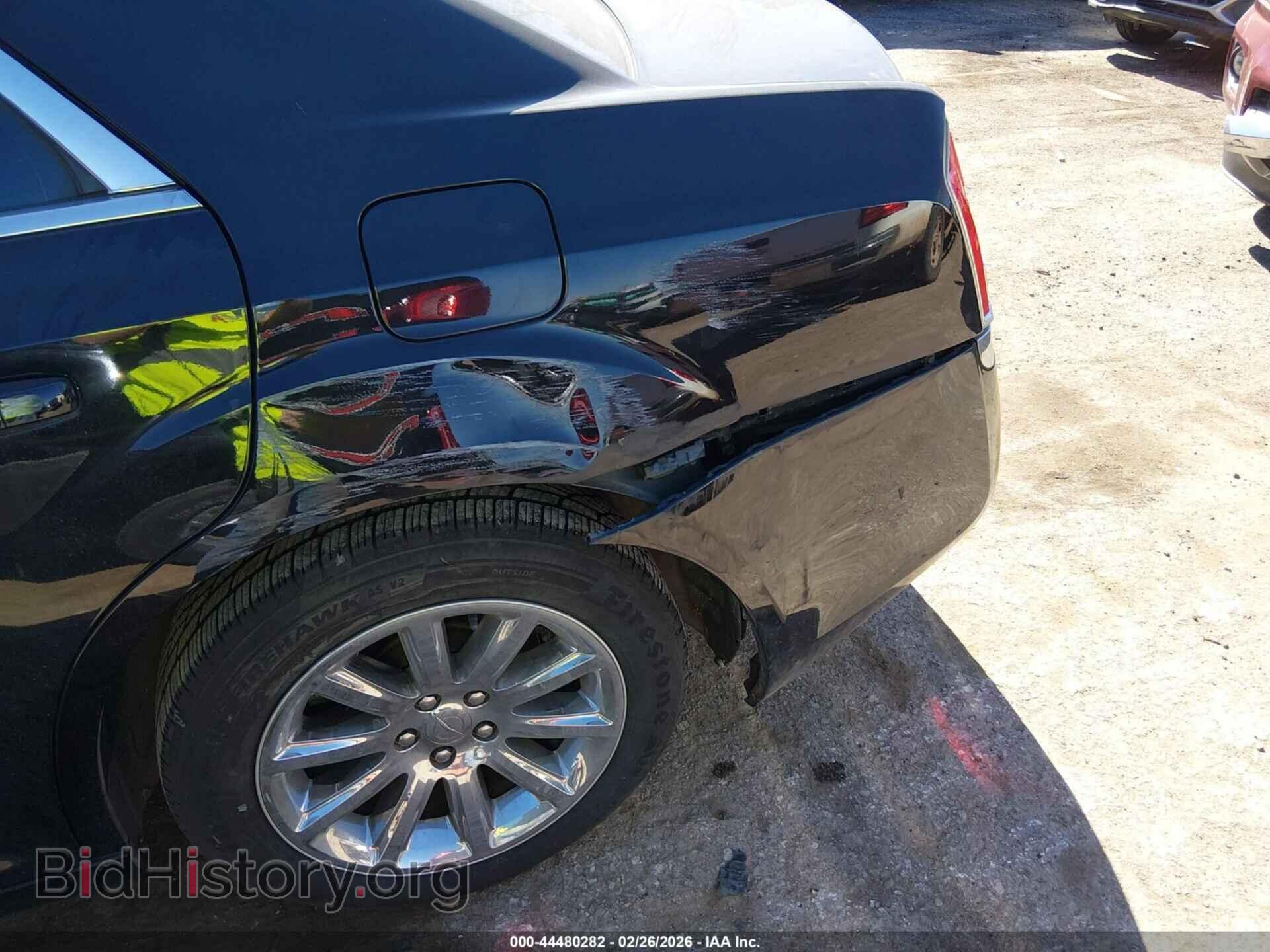 2014 CHRYSLER 300 - VIN: 2C3CCAAG3EH365592 - Фото 6