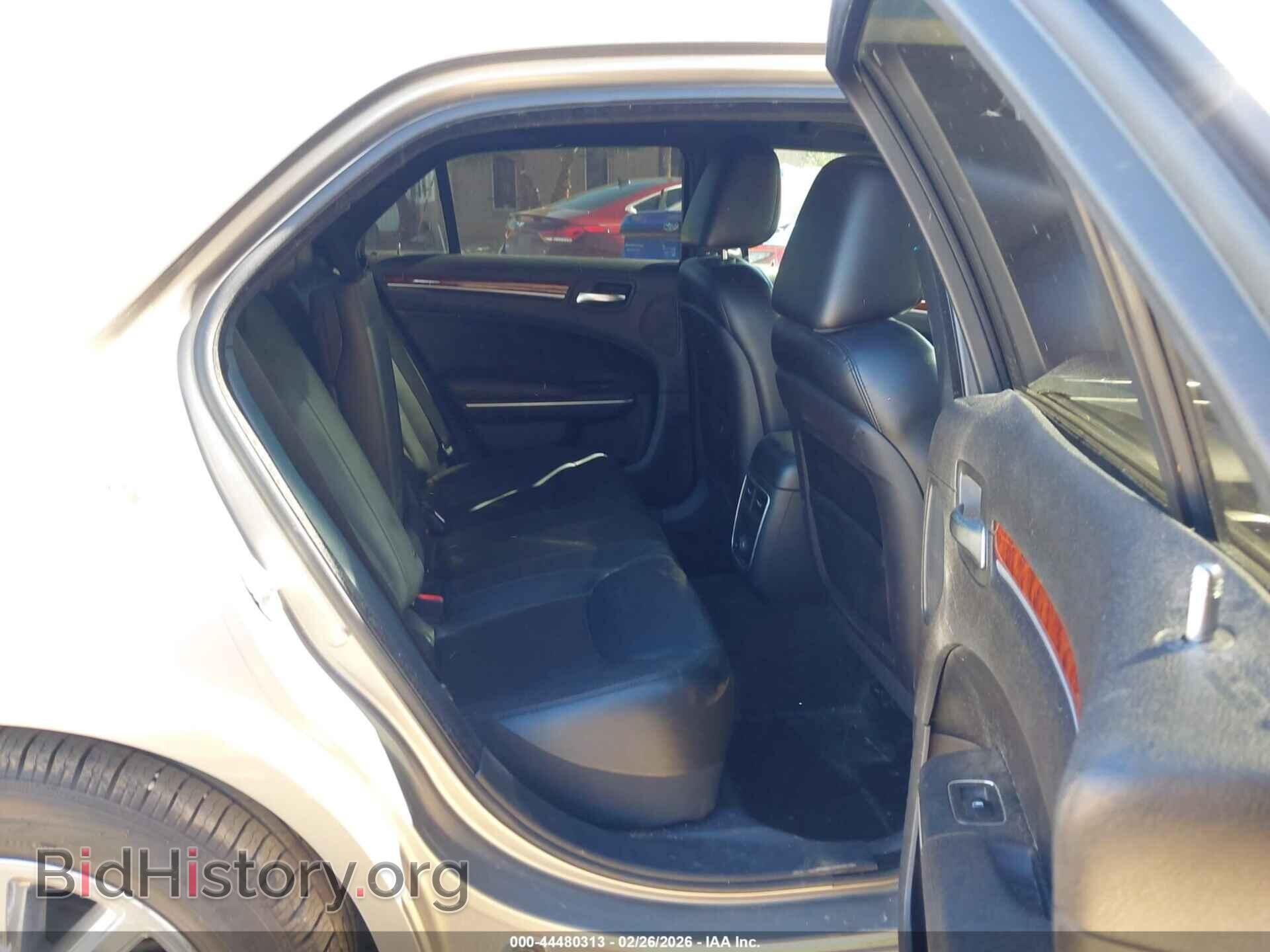 2014 CHRYSLER 300 - VIN: 2C3CCAAG8EH315903 - Фото 8