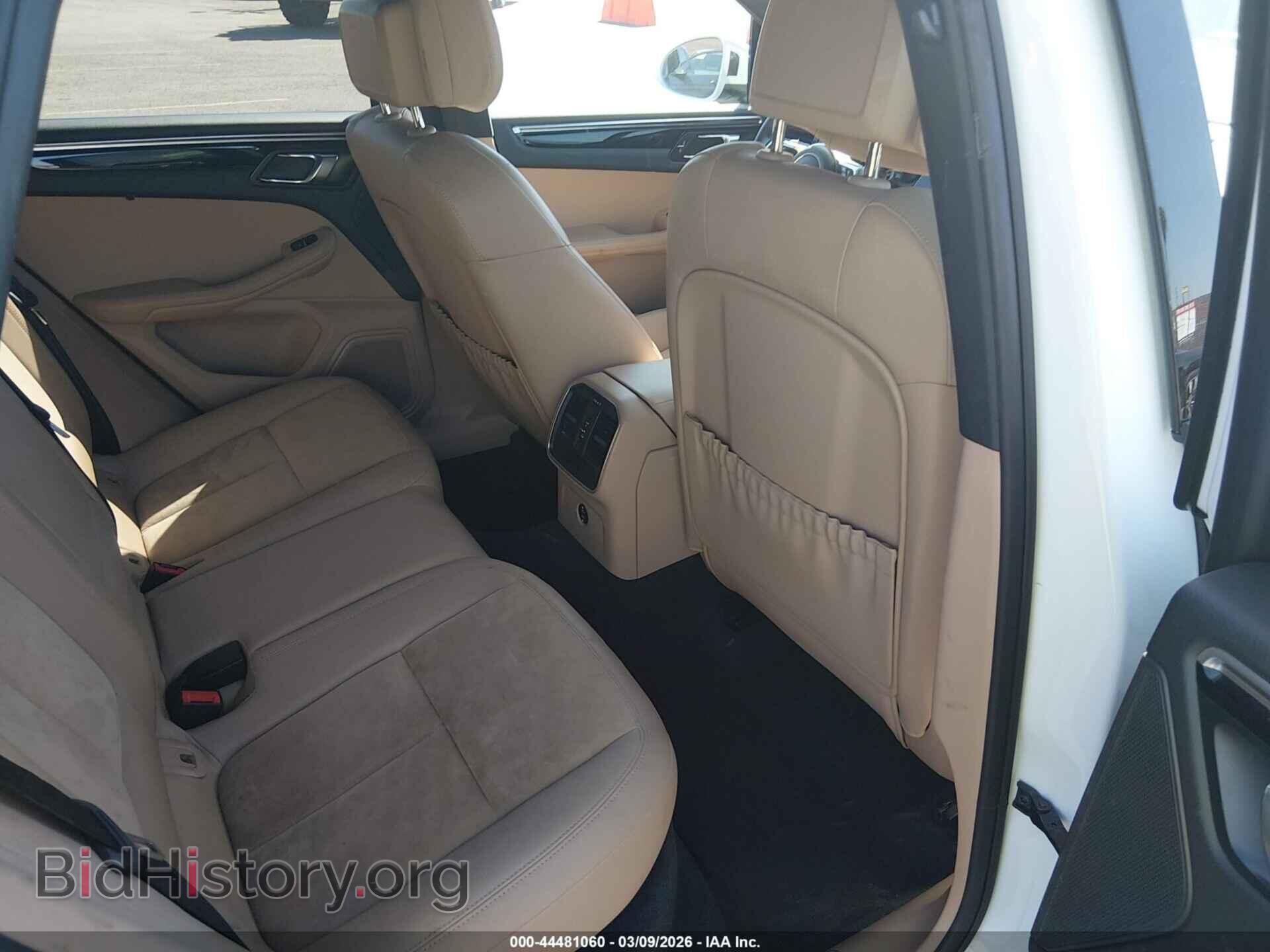 2020 PORSCHE MACAN - VIN: WP1AA2A58LLB05264 - Photo 8