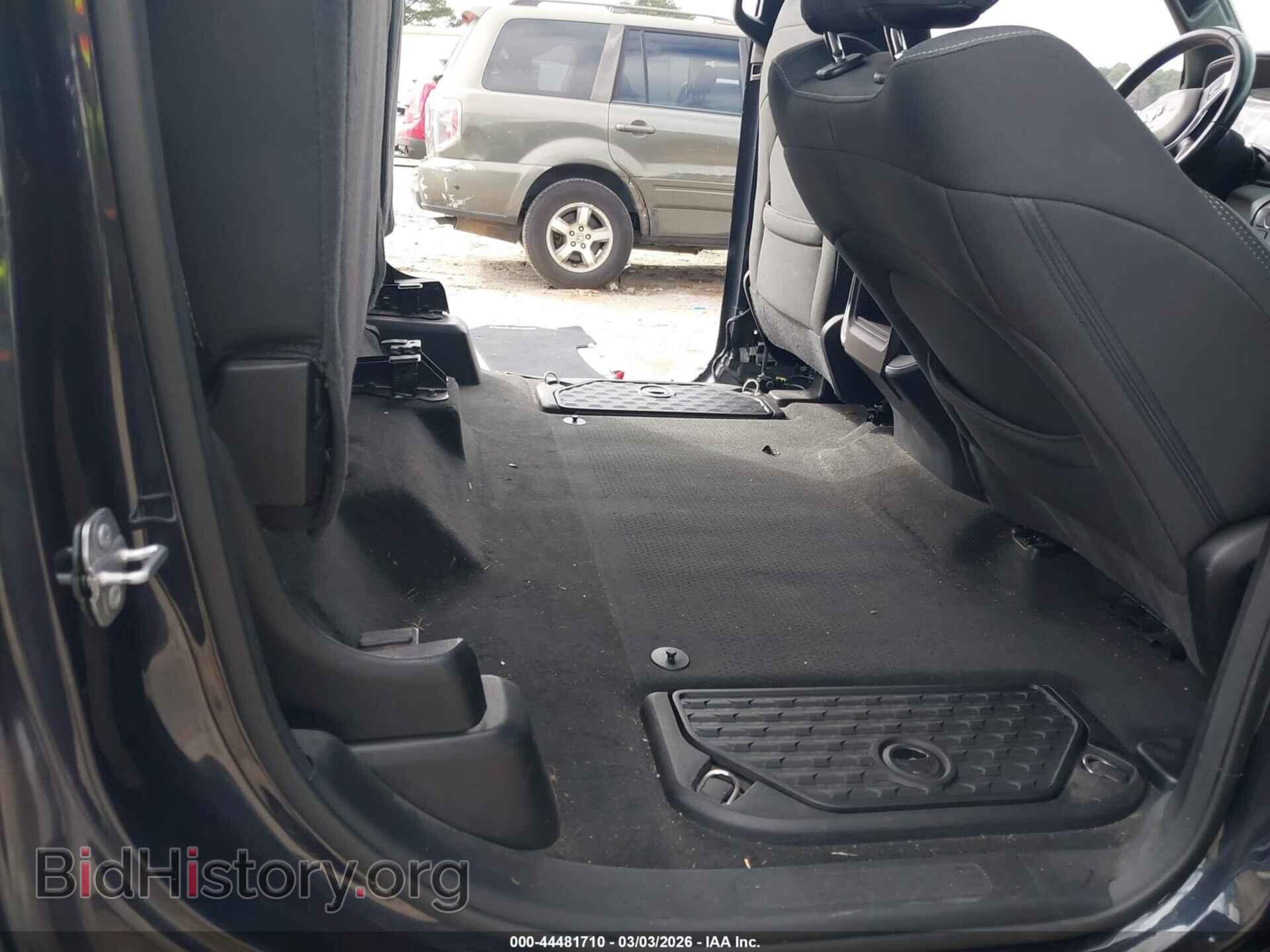 2021 RAM 1500 - VIN: 1C6RREFG6MN801966 - Фото 8