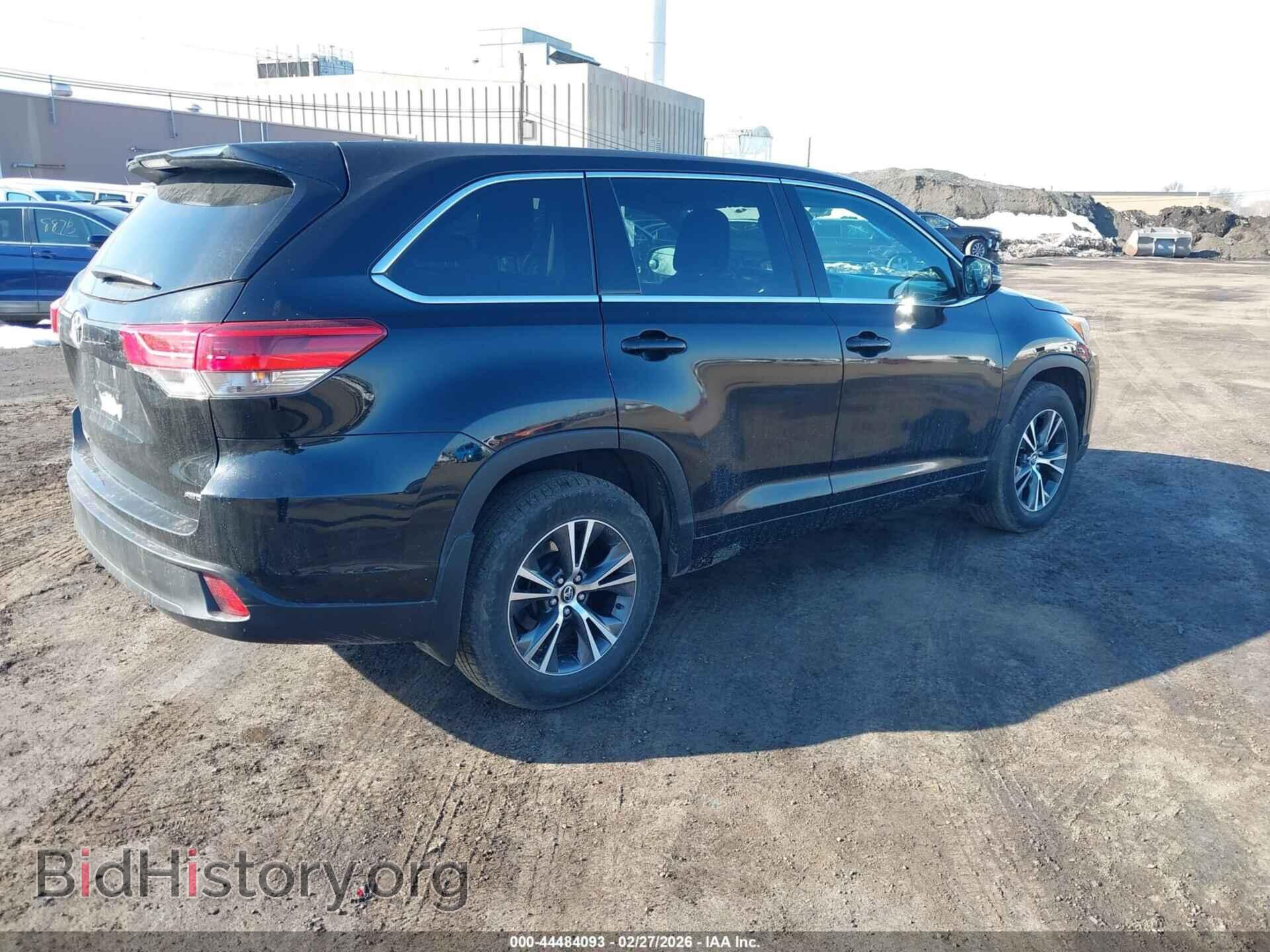 2017 TOYOTA HIGHLANDER - VIN: 5TDBZRFH7HS371827 - Фото 4