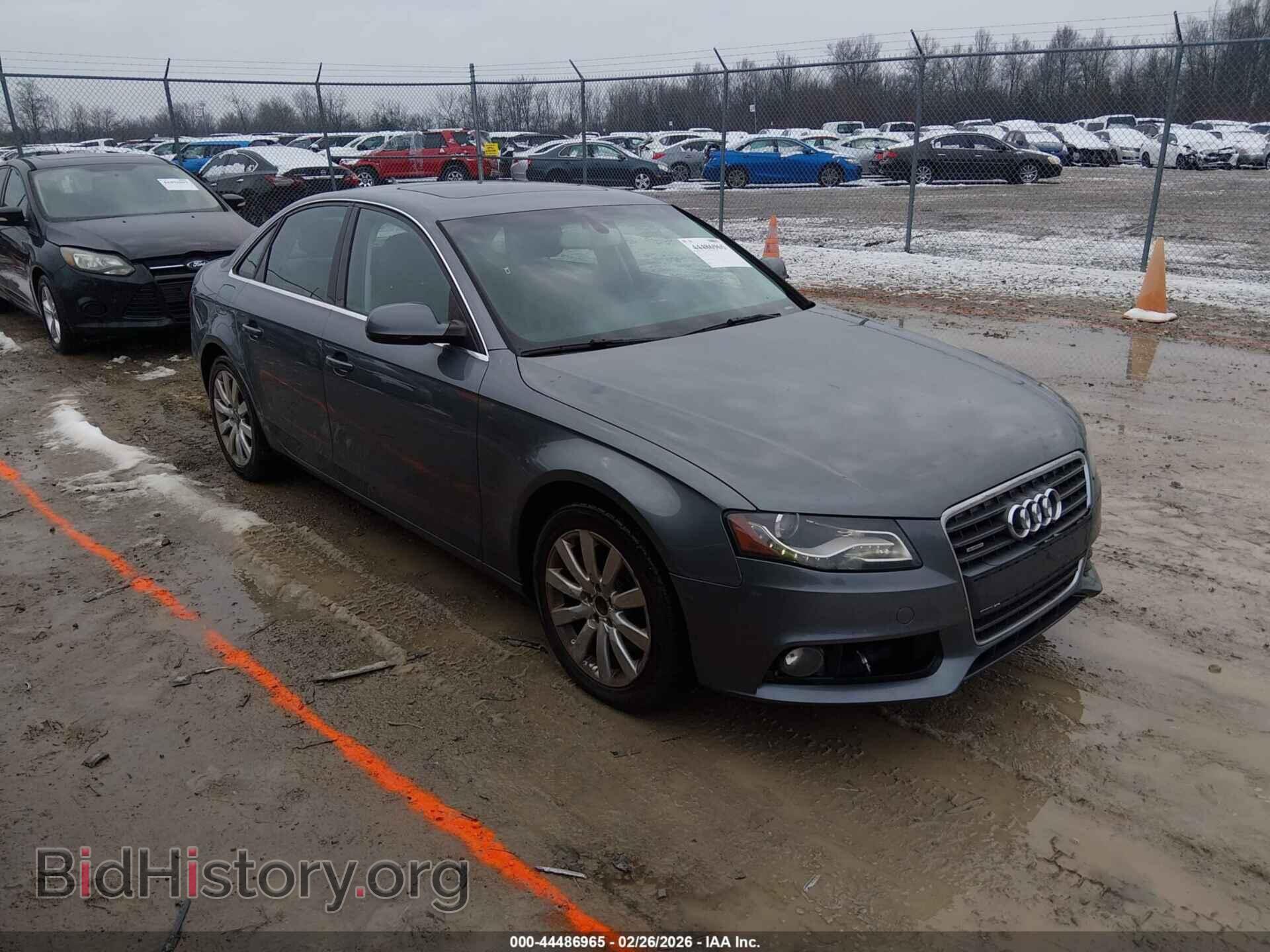 Фотография WAUBFAFL4CN020092 - AUDI A4 2012