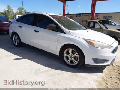 2016 Ford FOCUS S, white — VIN 1FADP3E20GL339364, IAAI