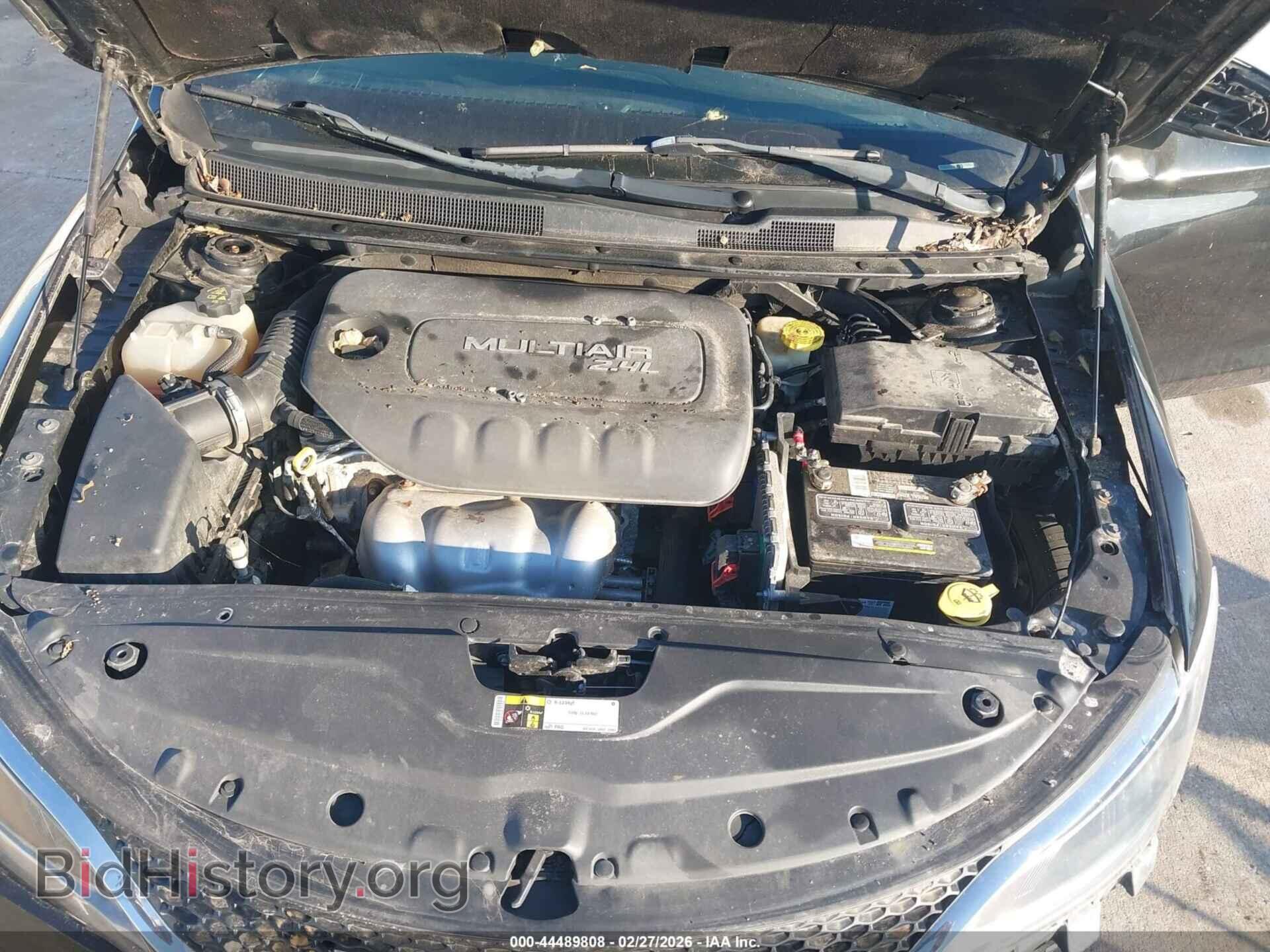 2015 CHRYSLER 200 - VIN: 1C3CCCFB7FN573556 - Фото 10
