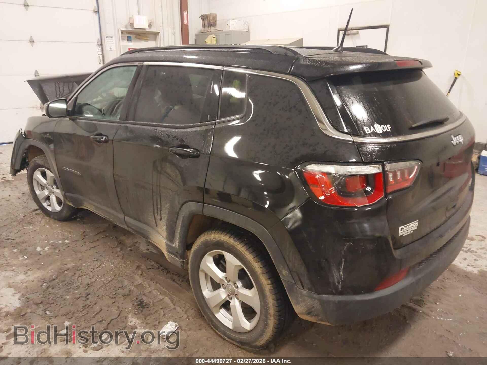 2018 JEEP COMPASS - VIN: 3C4NJCBBXJT411395 - Фото 3
