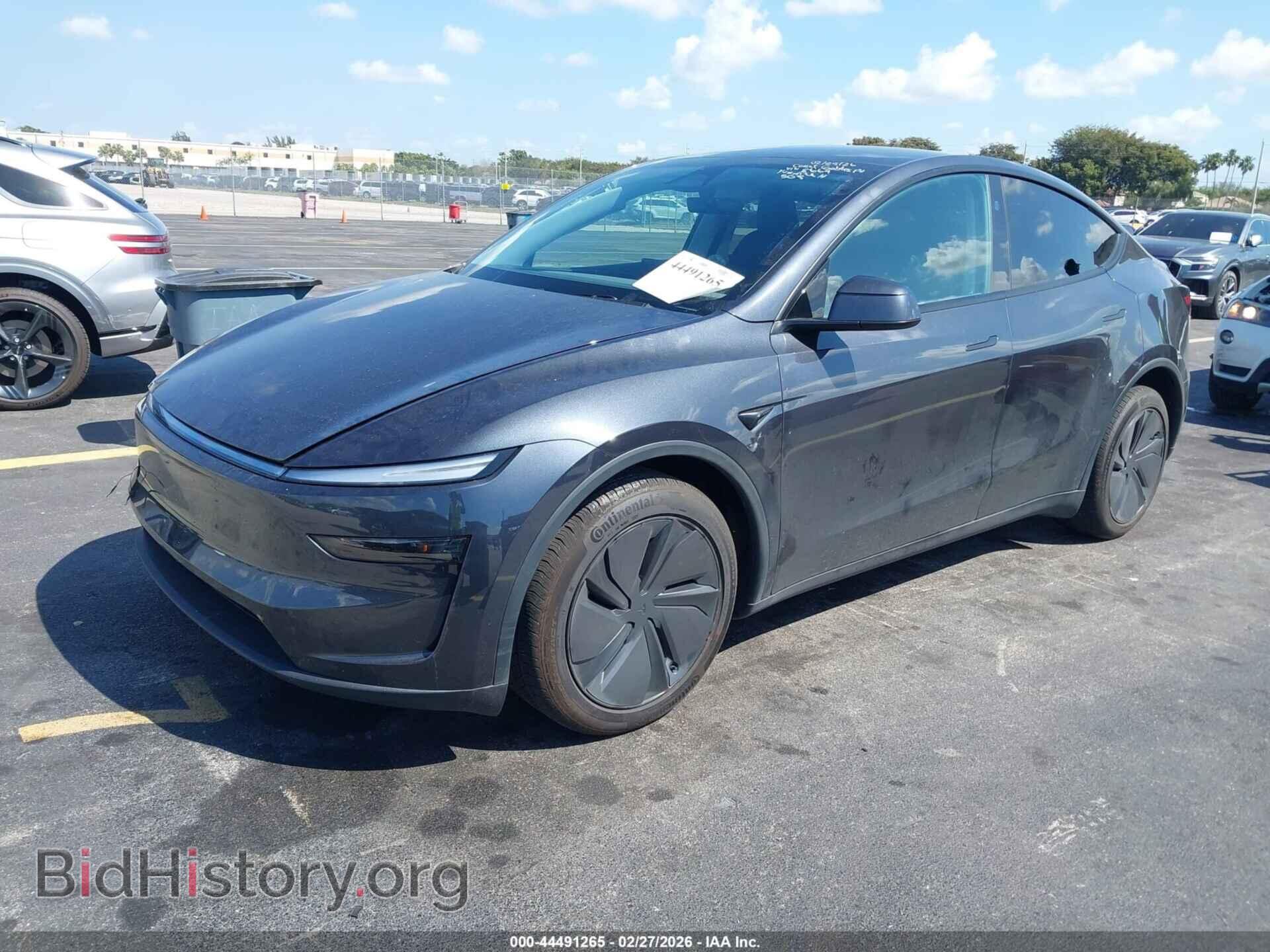 2026 TESLA MODEL Y - VIN: 7SAYGDED5TF378664 - Photo 2