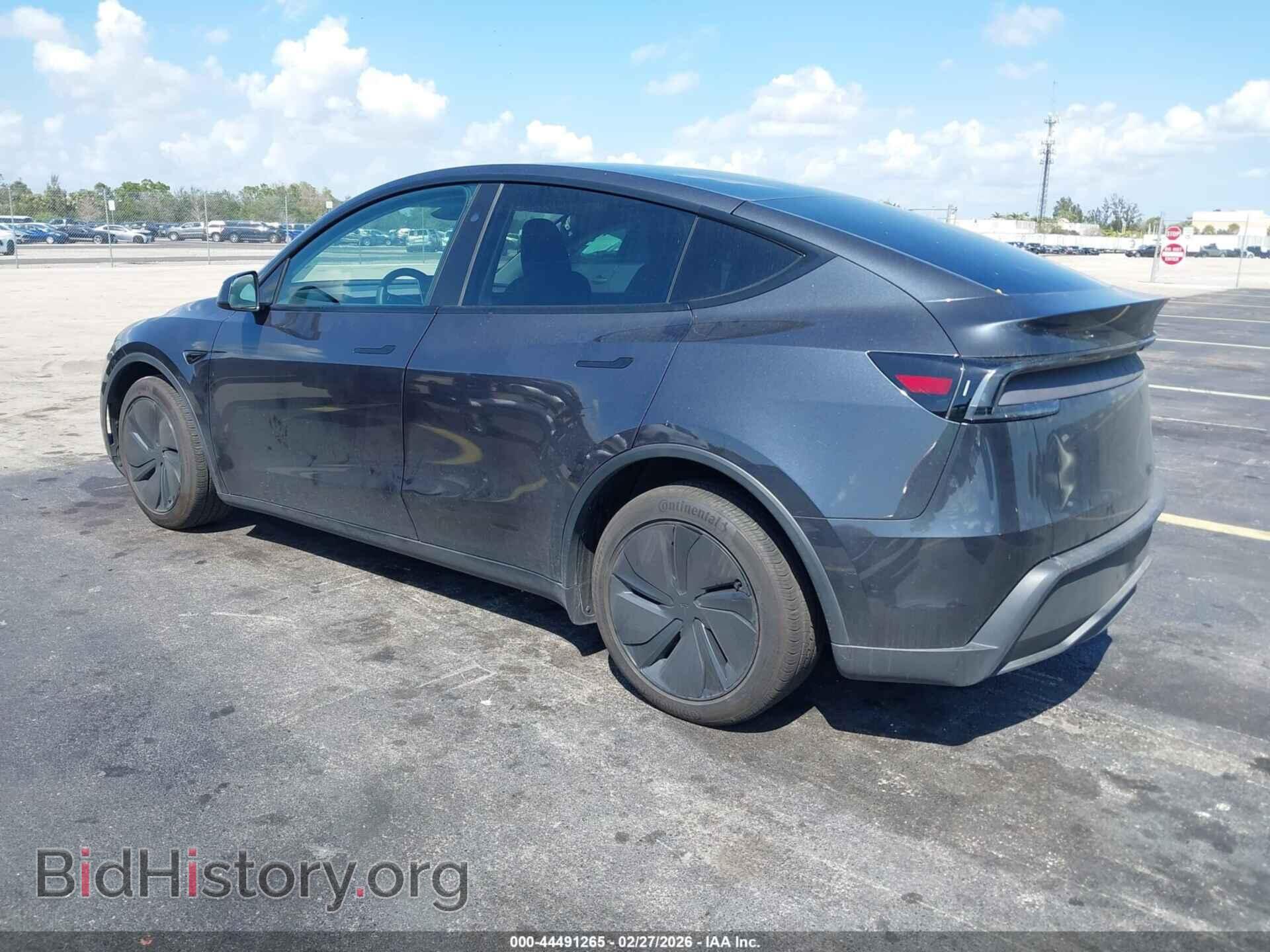 2026 TESLA MODEL Y - VIN: 7SAYGDED5TF378664 - Photo 3