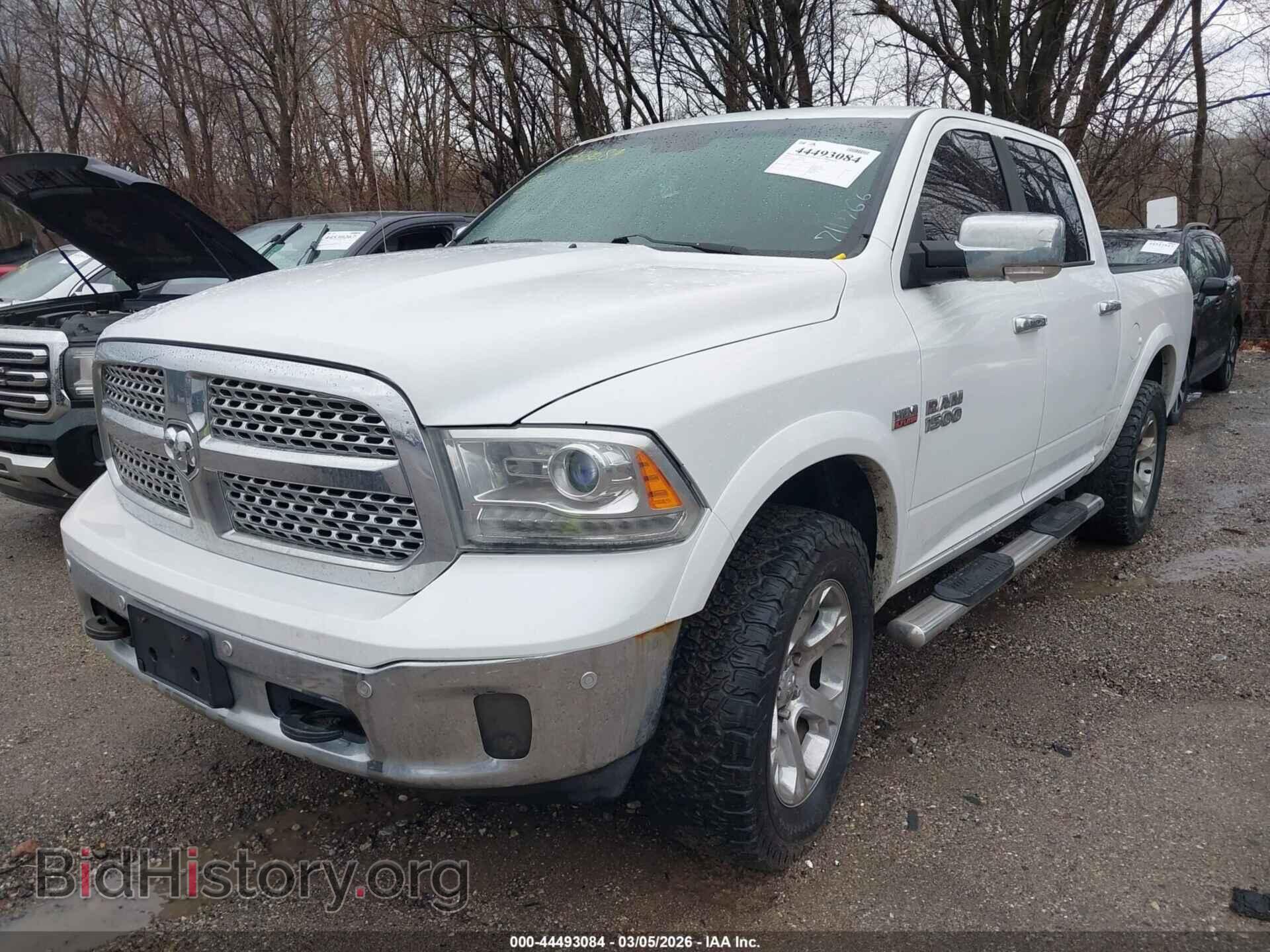 2015 RAM 1500 - VIN: 1C6RR7NTXFS711766 - Фото 2
