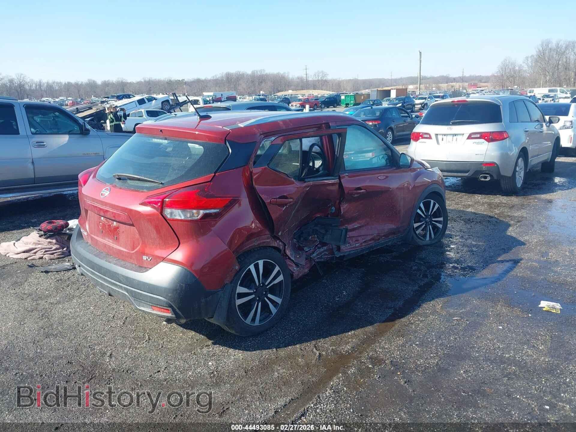 2019 NISSAN KICKS - VIN: 3N1CP5CU3KL508136 - Фото 4