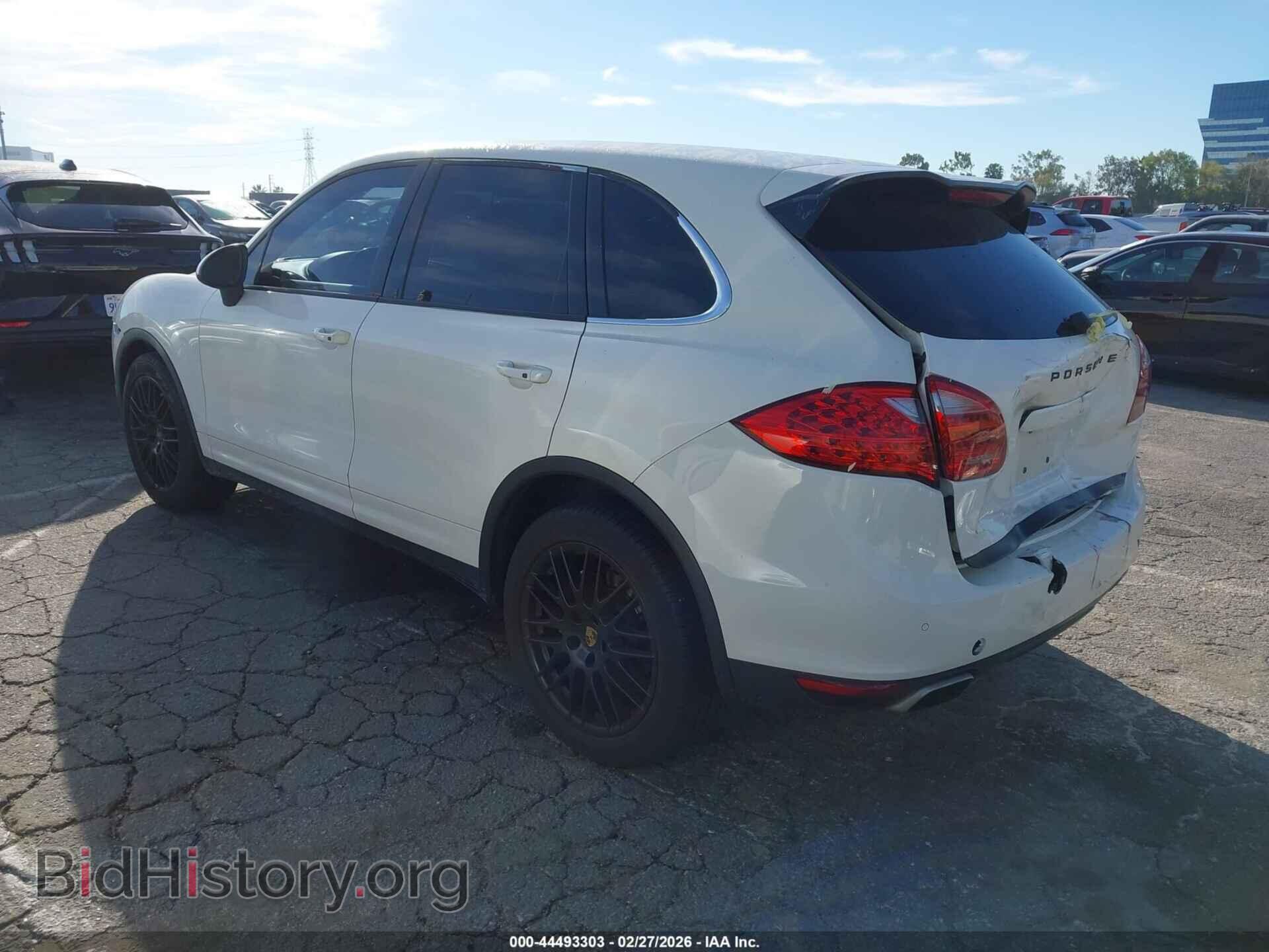2011 PORSCHE CAYENNE - VIN: WP1AA2A29BLA07073 - Photo 3