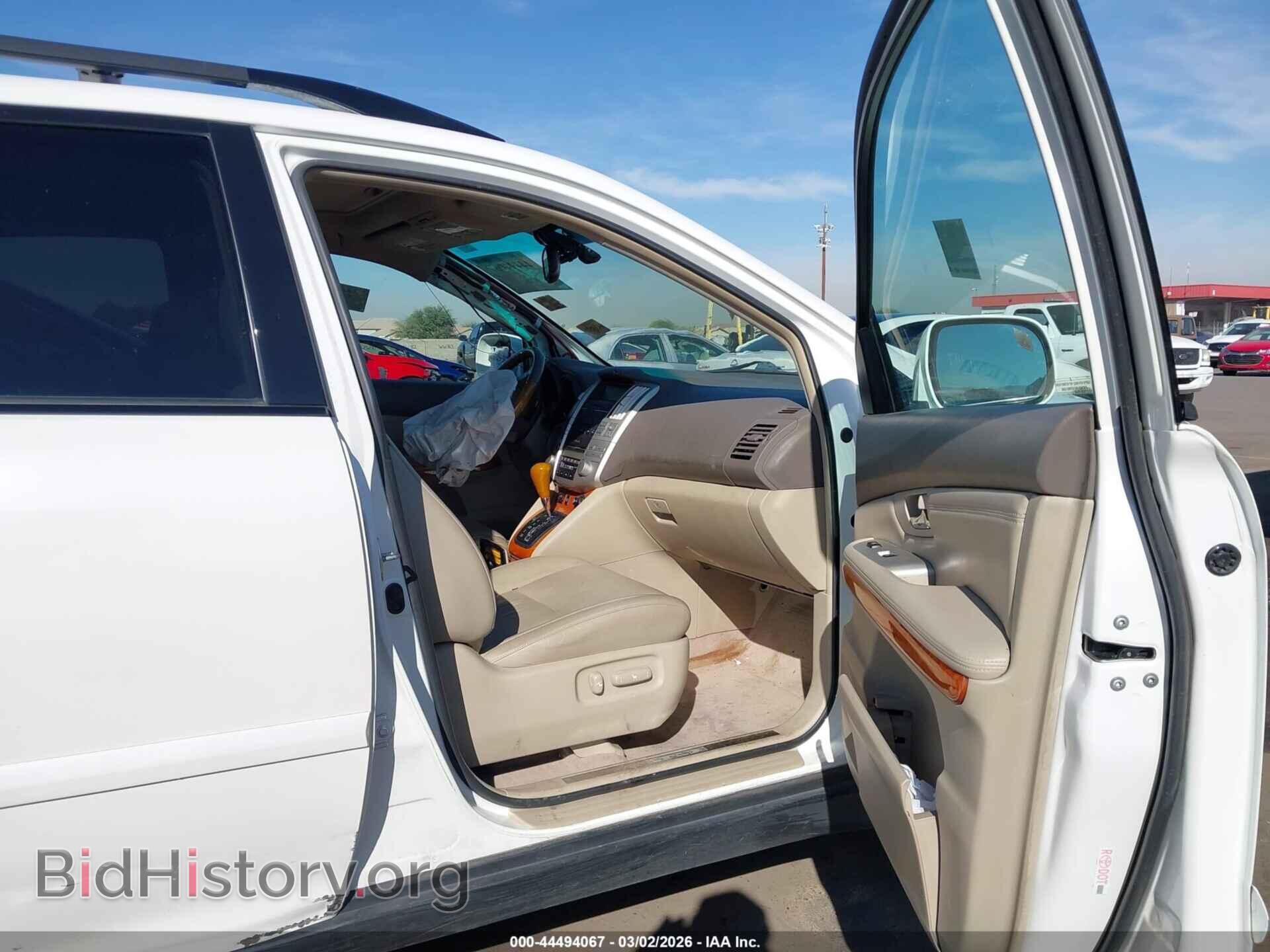2005 LEXUS RX 330 - VIN: 2T2HA31U25C057375 - Photo 5