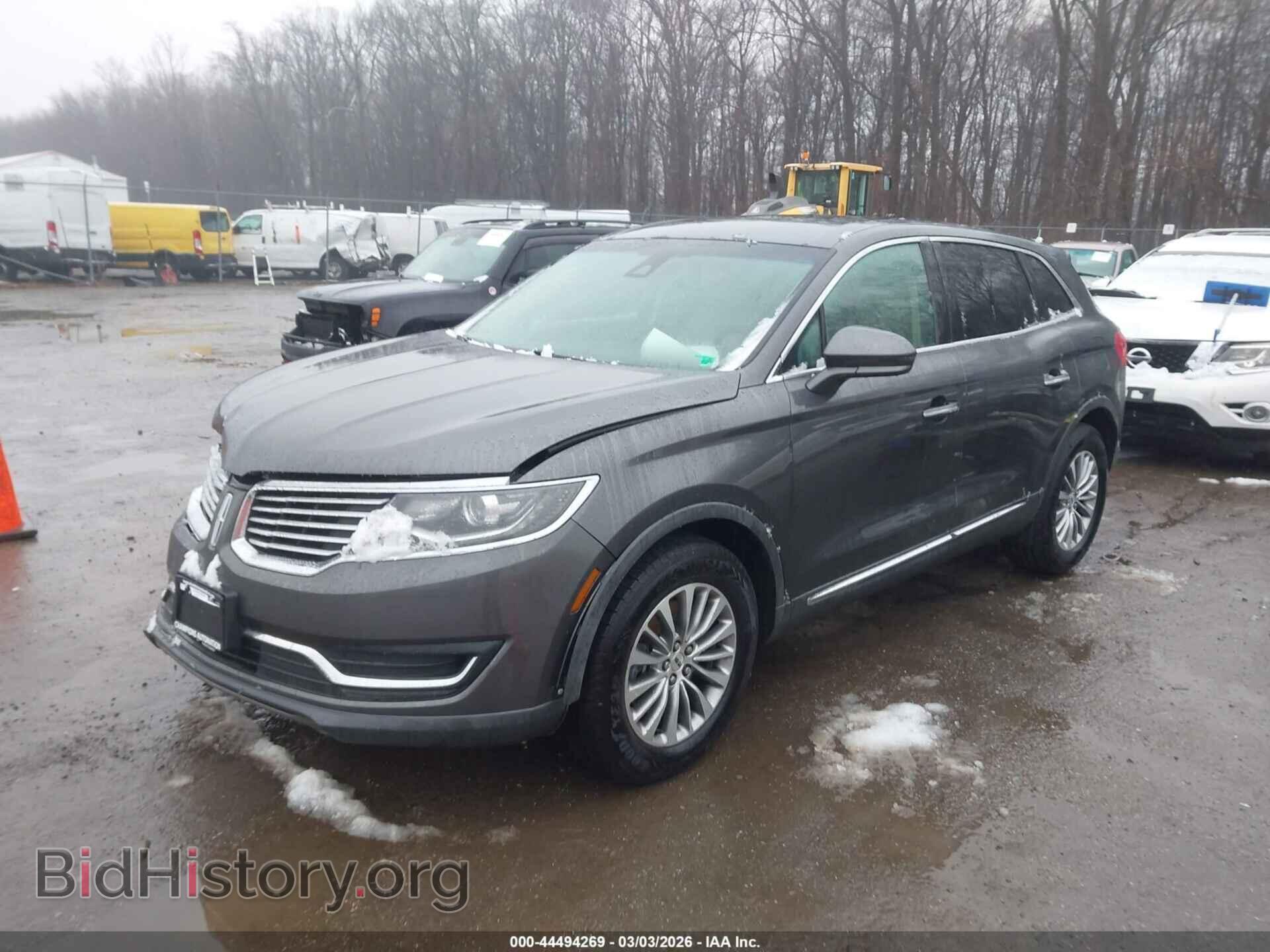 2017 LINCOLN MKX - VIN: 2LMPJ8KR0HBL52611 - Photo 2