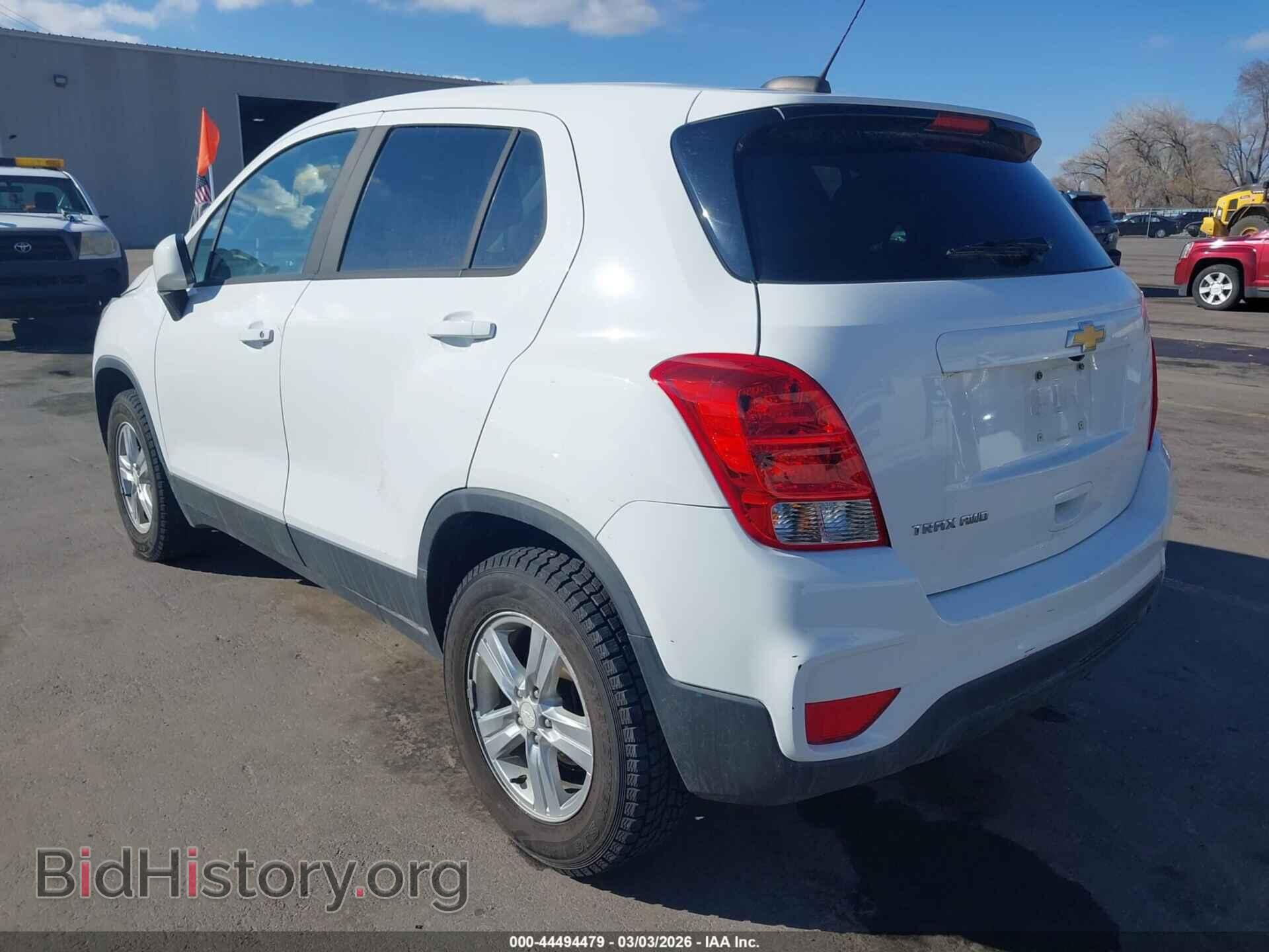 2017 CHEVROLET TRAX - VIN: 3GNCJNSB3HL244964 - Фото 3