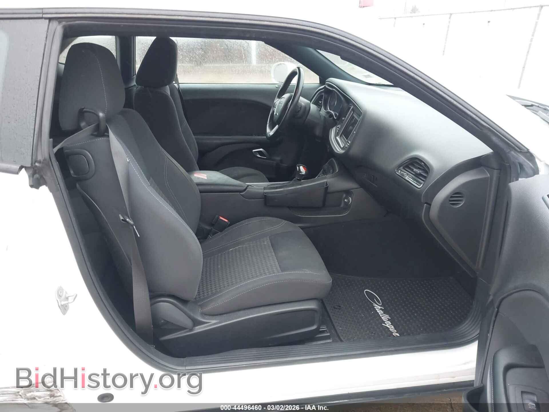 2019 DODGE CHALLENGER - VIN: 2C3CDZAG7KH616122 - Фото 5