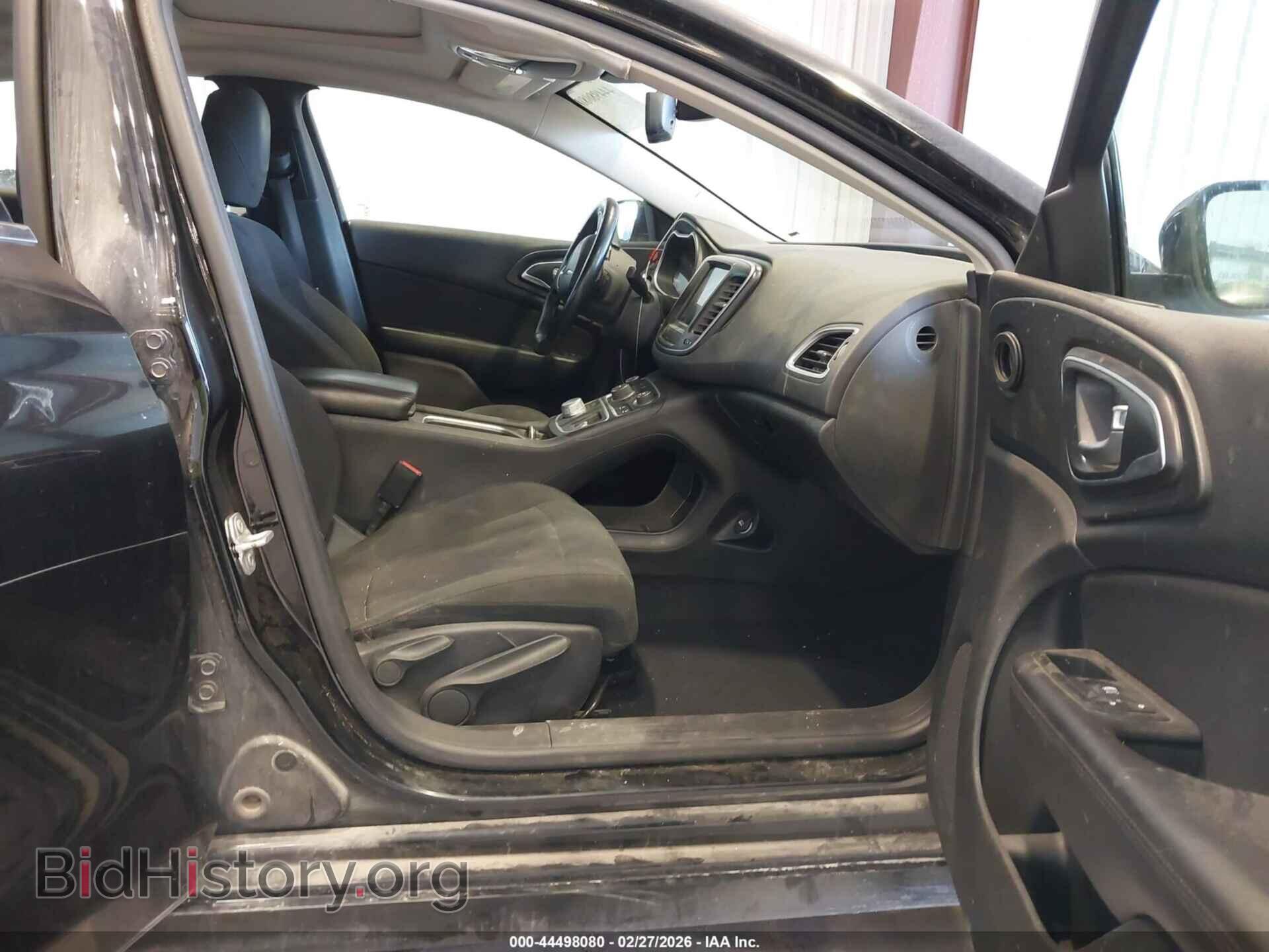 2016 CHRYSLER 200 - VIN: 1C3CCCAB5GN169342 - Фото 5