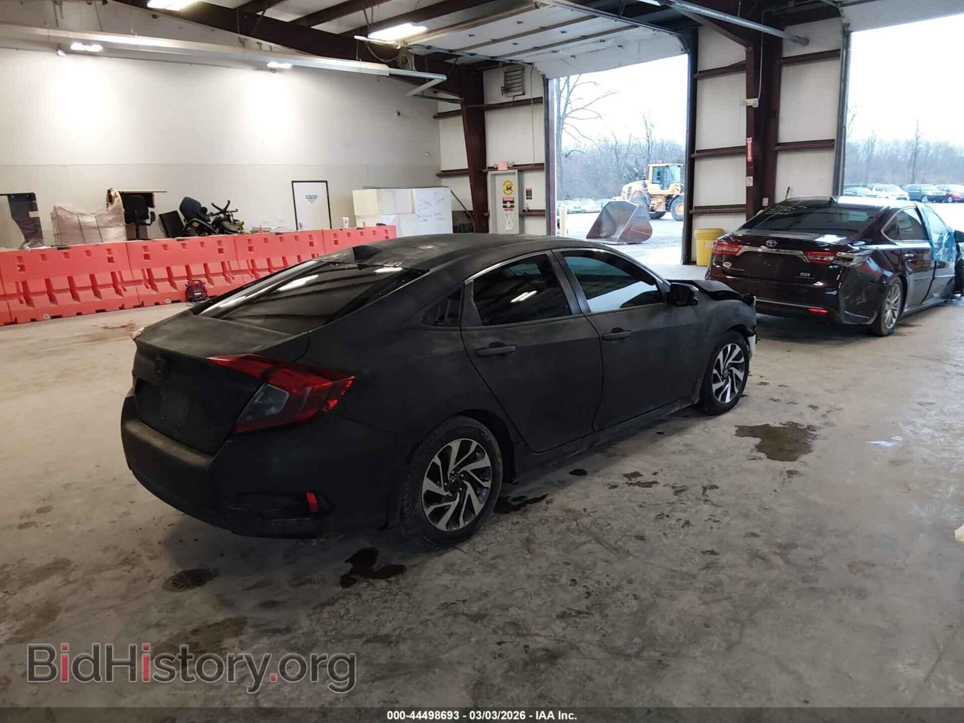 2017 HONDA CIVIC - VIN: 19XFC2F74HE202991 - Фото 4