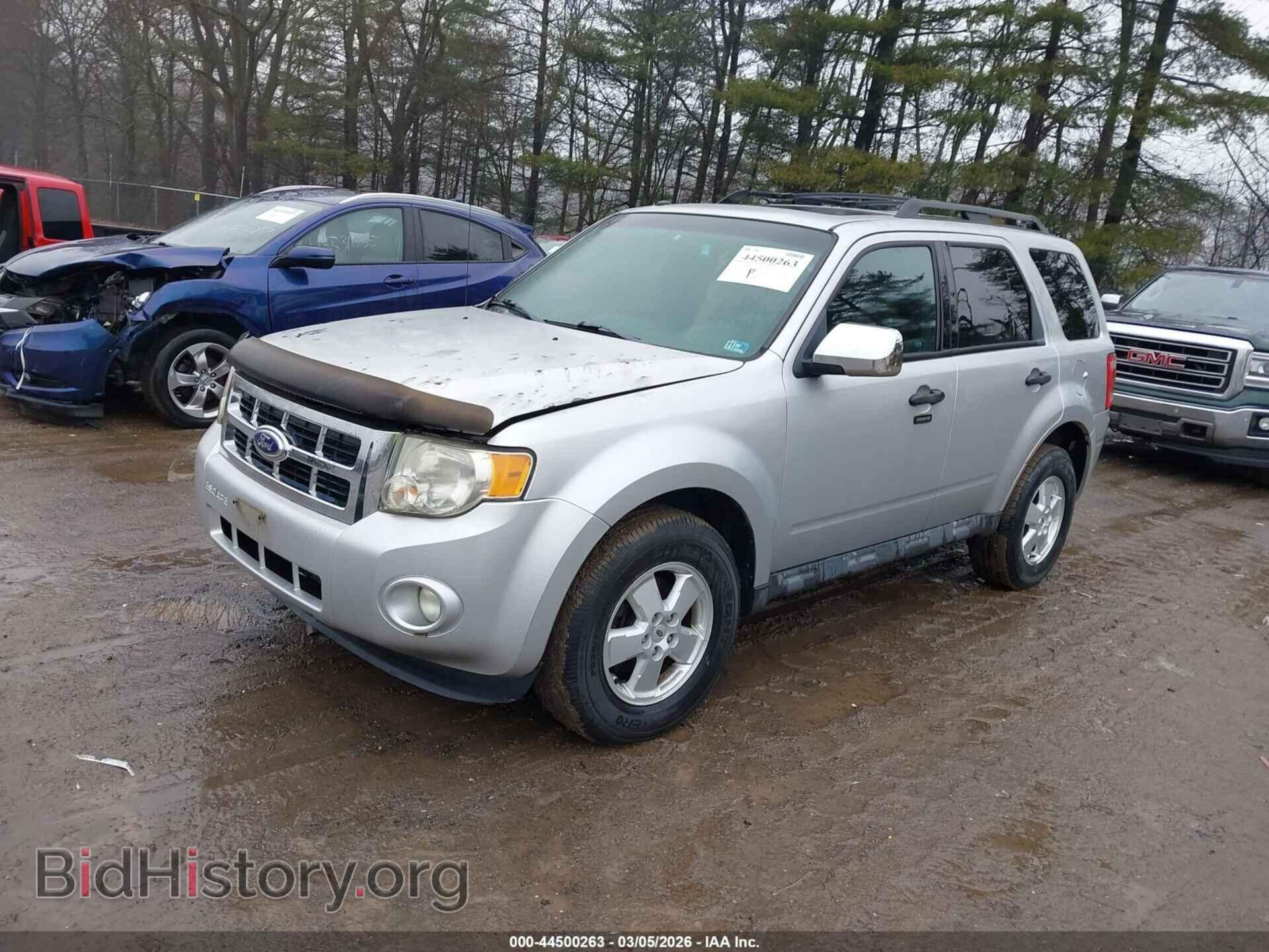 2011 FORD ESCAPE - VIN: 1FMCU9D73BKB71678 - Фото 2