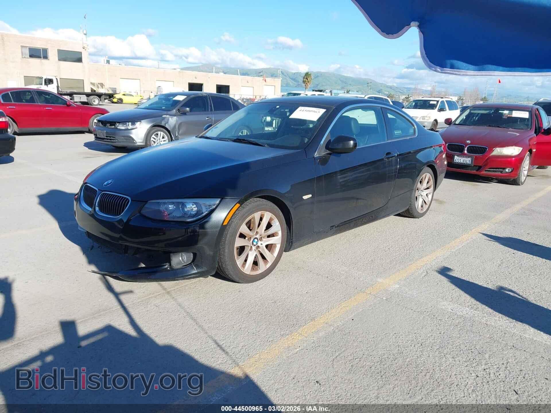 2013 BMW 328I - VIN: WBAKE5C51DJ107005 - Фото 2