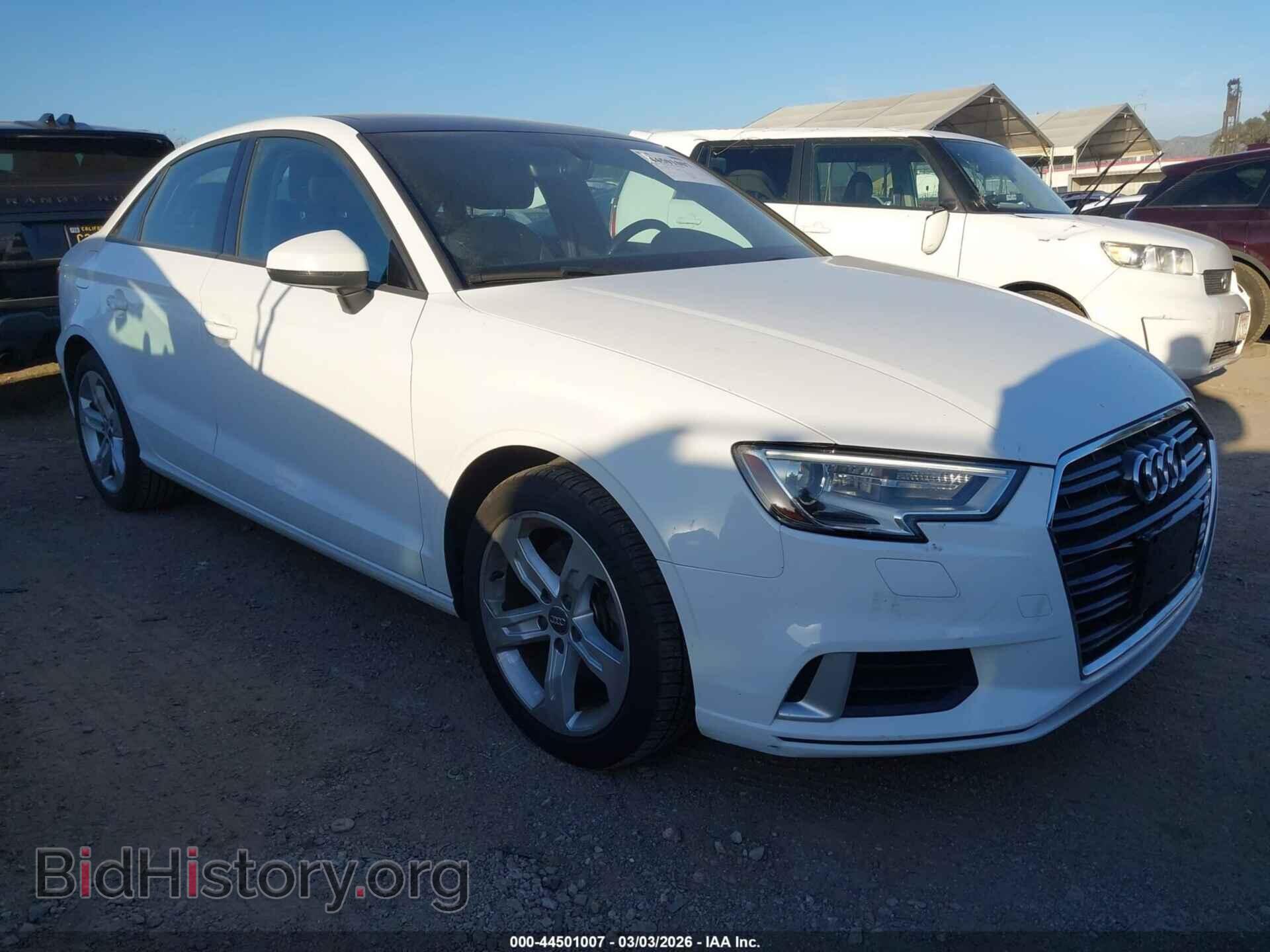Фотография WAUAUGFF4H1025189 - AUDI A3 2017