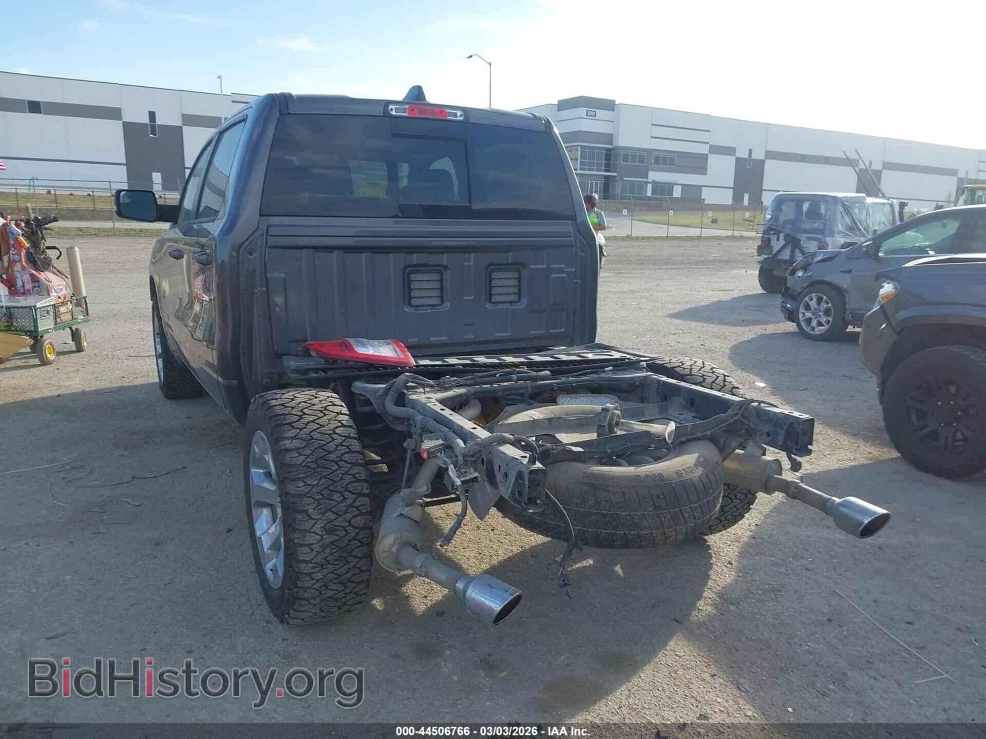 2021 RAM 1500 - VIN: 1C6SRFFT7MN777729 - Фото 3