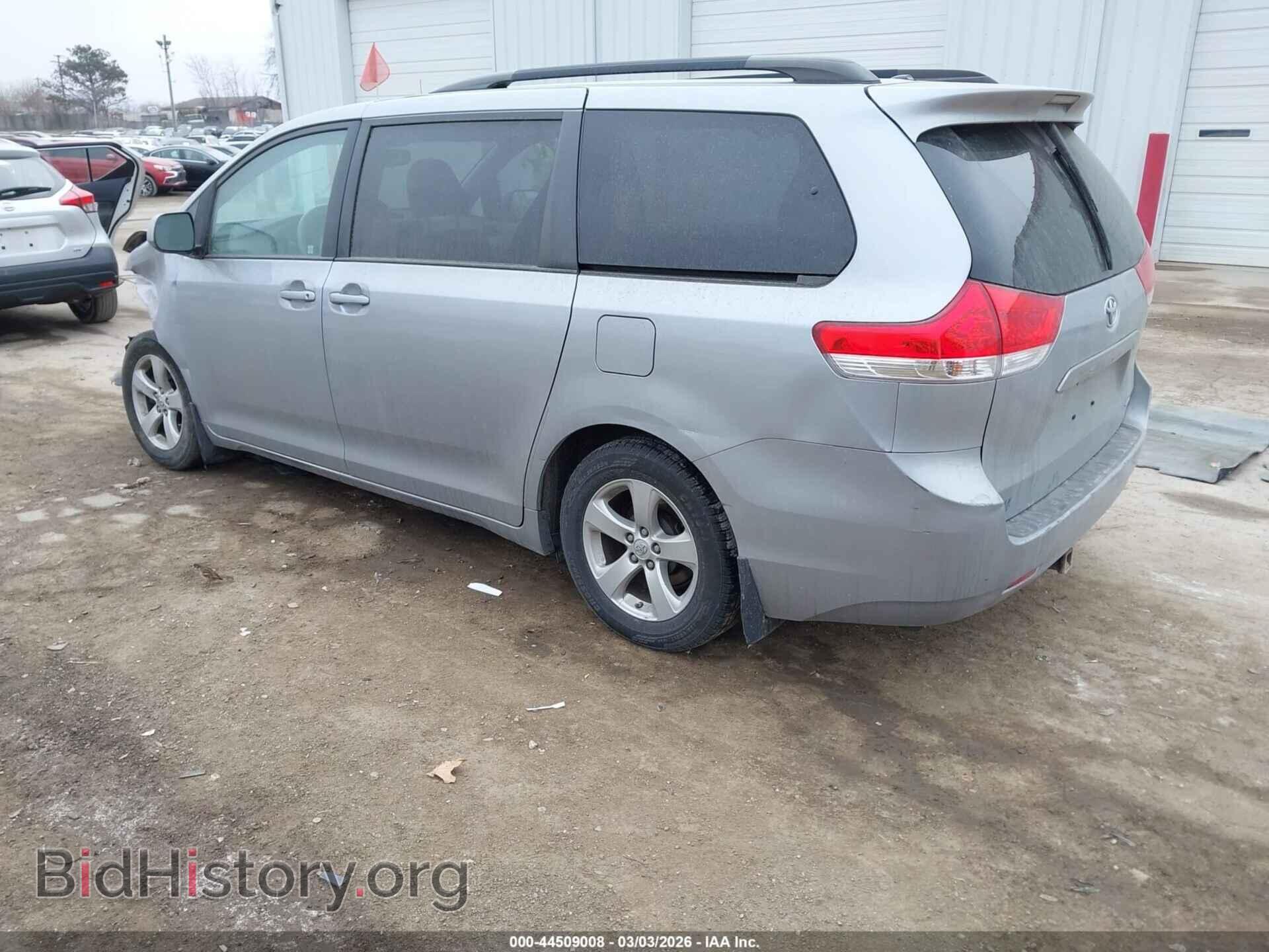2013 TOYOTA SIENNA - VIN: 5TDKK3DC8DS293965 - Фото 3