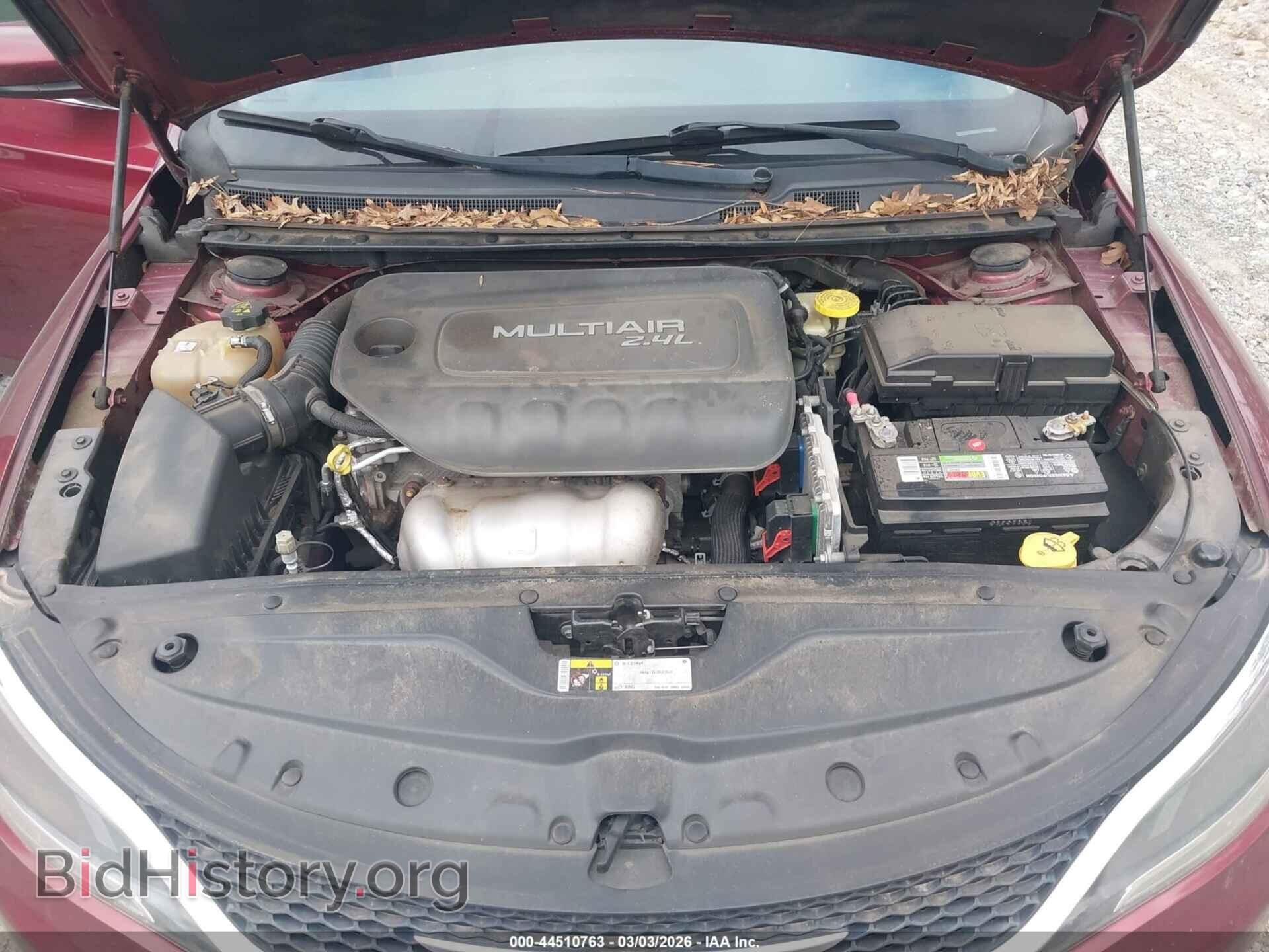 2015 CHRYSLER 200 - VIN: 1C3CCCAB7FN712320 - Фото 10