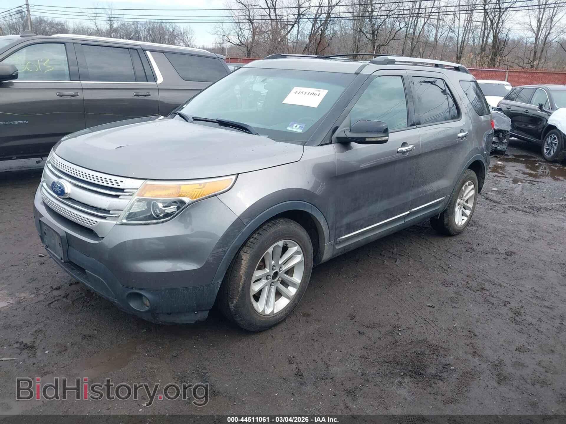 2011 FORD EXPLORER - VIN: 1FMHK8D86BGA44585 - Photo 2